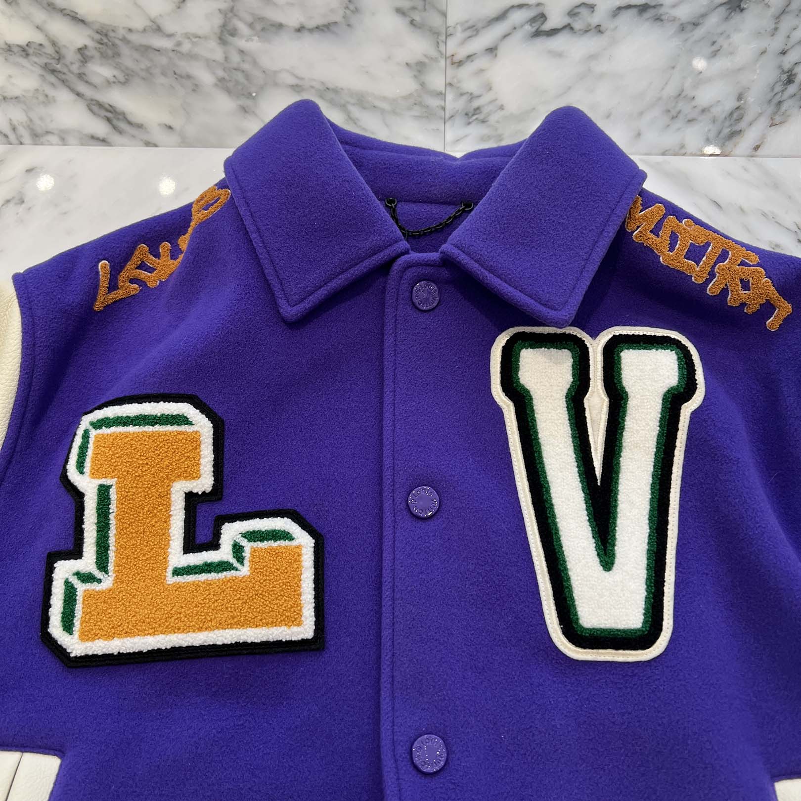 LOUIS VUITTON 2022AW Multi Patch Varsity Leather Jacket 1AAGHZ Size 50 ルイヴィトン マルチパッチバーシティレザージャケット サイズ50