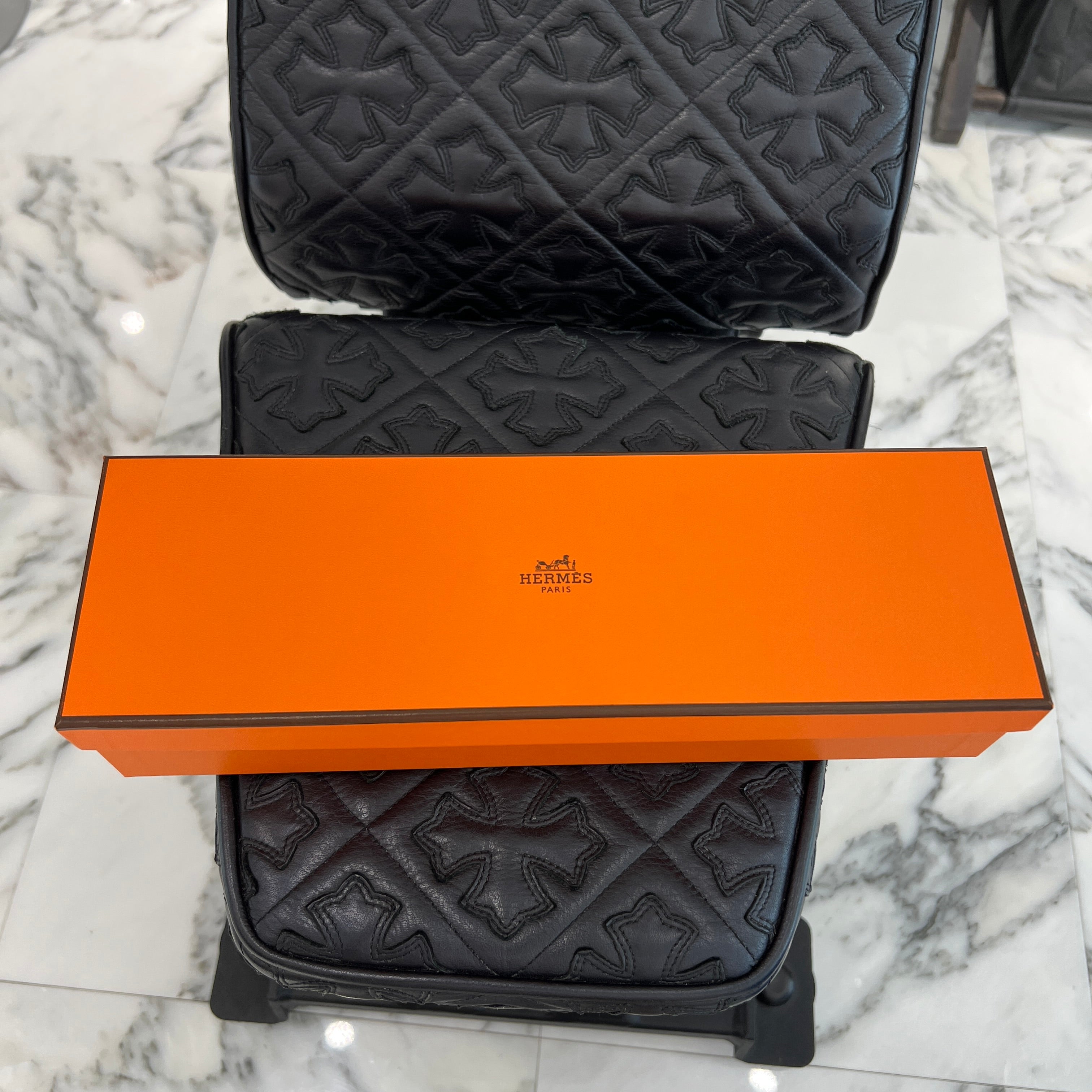 HERMES Chouette Leather Bag Charm H085001CAAB W刻印 エルメス シュエット レザーバッグチャーム W刻印 ゴールド