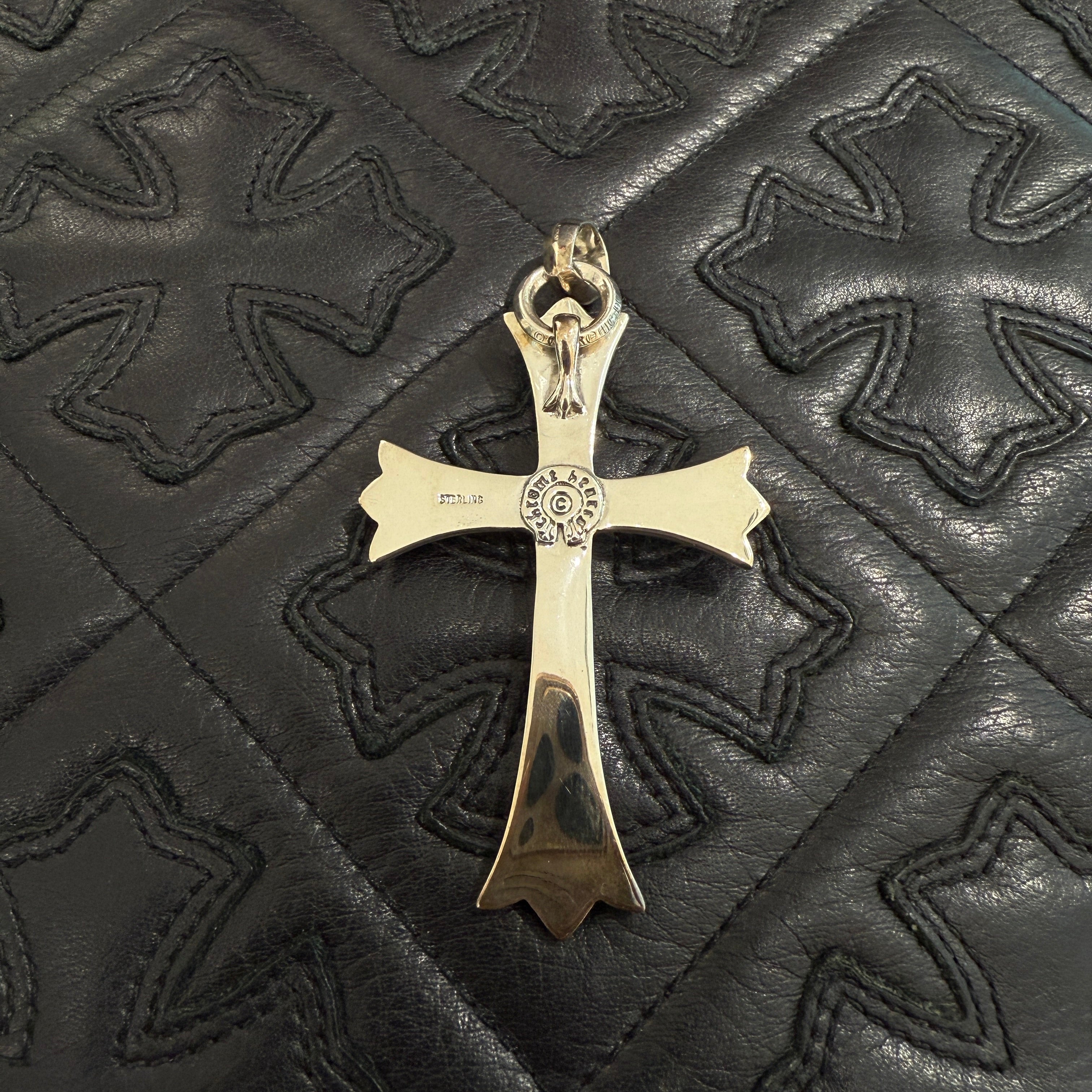 CHROME HEARTS Large Cross With Bail Pendant Top クロムハーツ ラージクロス ウィズ ベイル ペンダントトップ