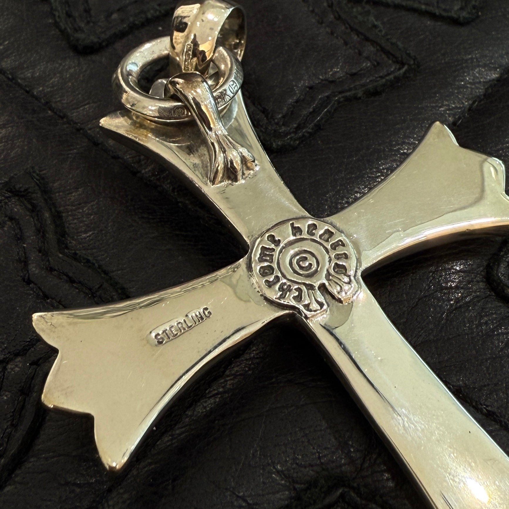 CHROME HEARTS Large Cross With Bail Pendant Top クロムハーツ ラージクロス ウィズ ベイル ペンダントトップ