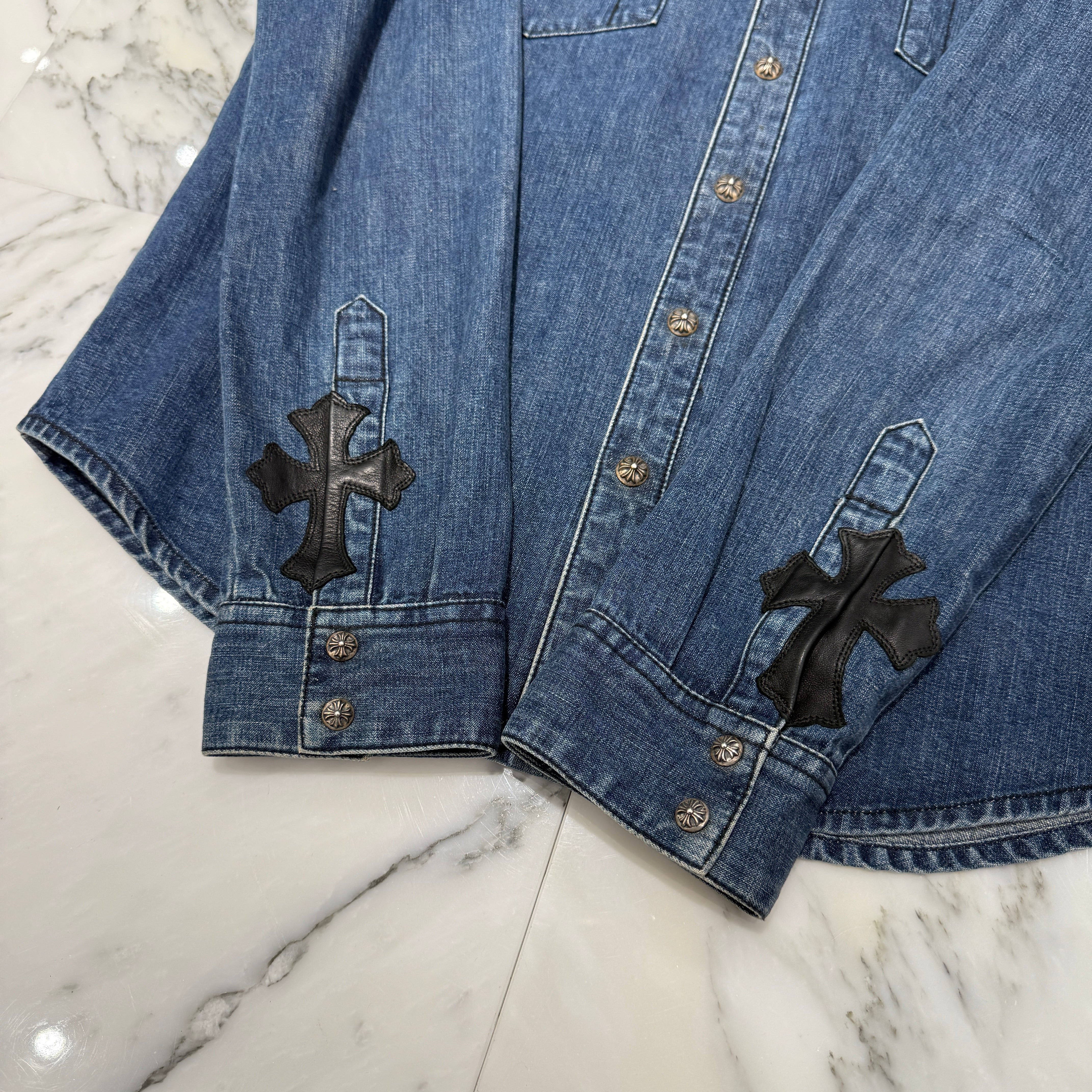 CHROME HEARTS Cross Ball Button Leather Cross Patch Denim Western Shirt Size L クロムハーツ クロスボールボタン レザークロスパッチ デニム ウェスタンシャツ サイズL