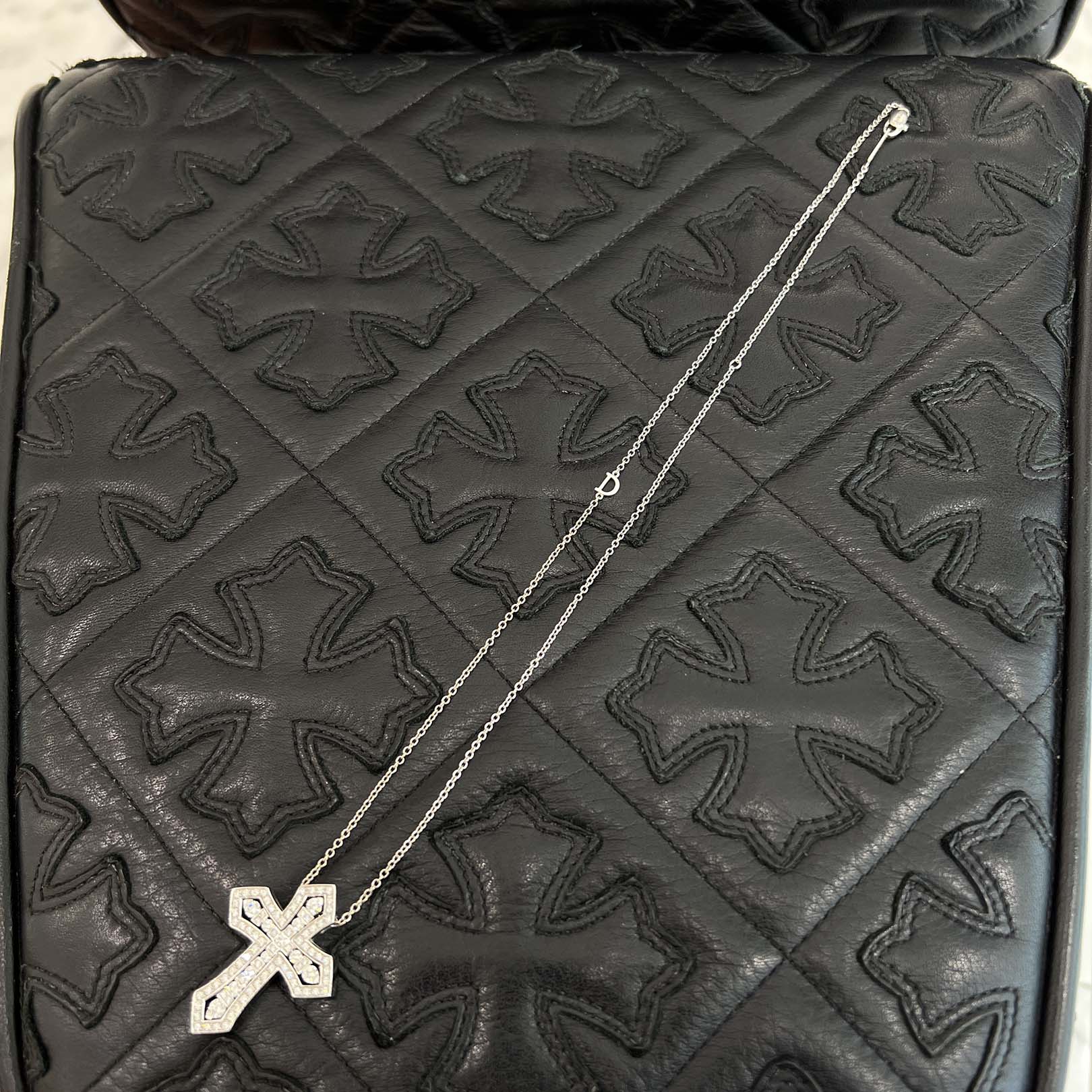 DAMIANI 18KWG Belle Epoque Diamond Crown Necklace 3181AL ダミアーニ 18KWG ベルエポック ダイヤモンド クラウン ネックレス