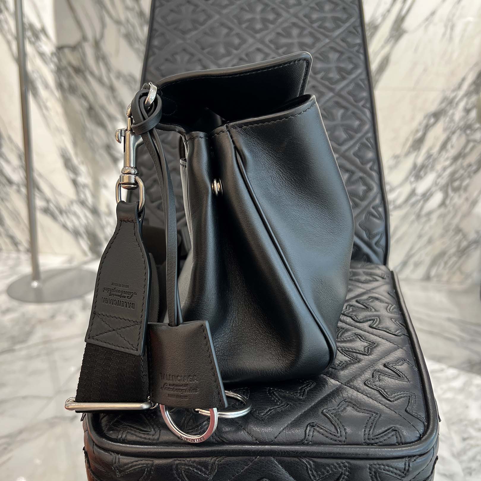 BALENCIAGA × Lamborghini 2025AW Rodeo Shoulder Bag 8275832AB0H1000 バレンシアガ×ランボルギーニ ロデオ ショルダーバッグ