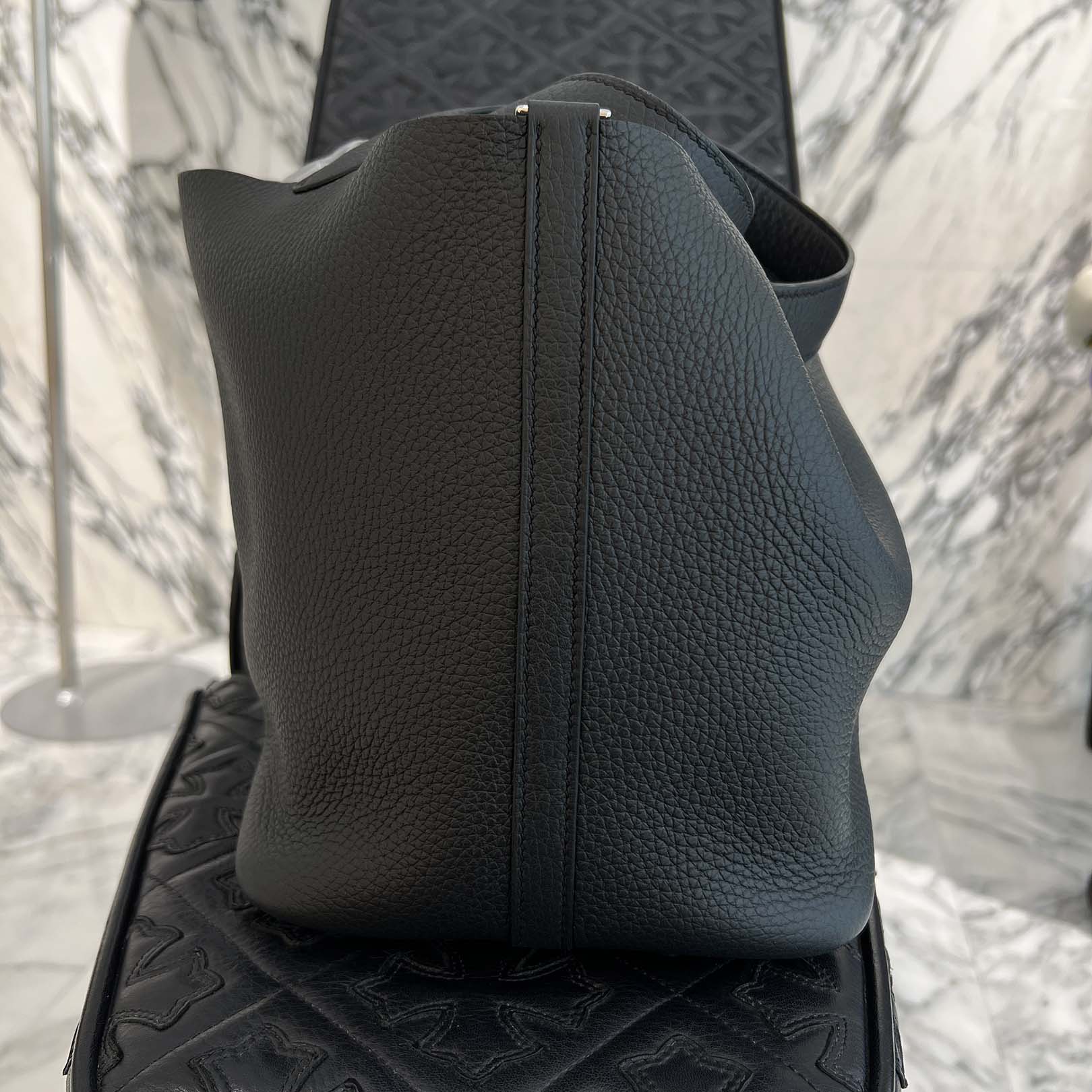 HERMES Picotin Lock MM "NOIR" K刻印 エルメス ピコタンロック MM "ノワール" K刻印