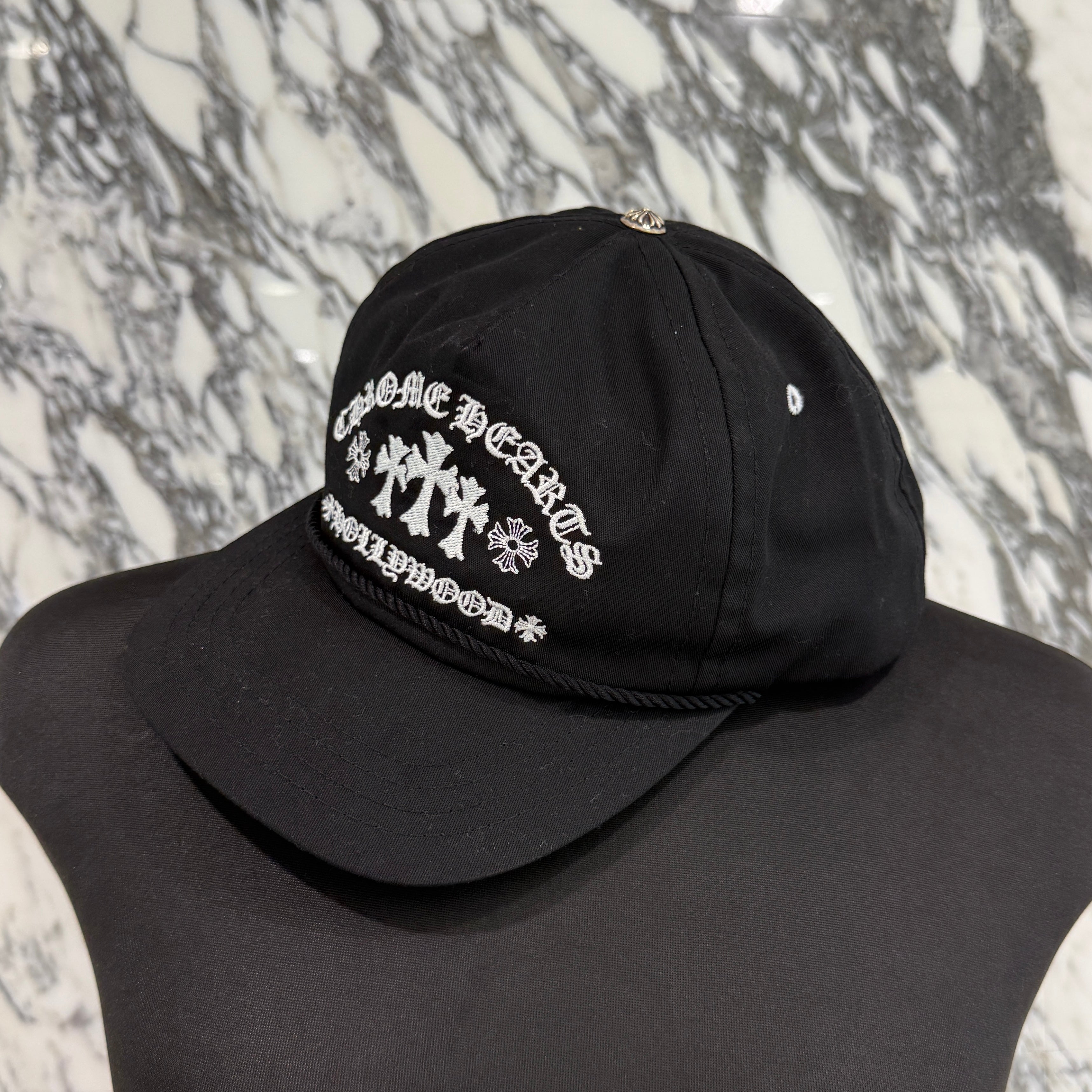 CHROME HEARTS GAS STATION King Taco 3 Cemetery Cross Trucker Cap Size ONE SIZE（53-60）クロムハーツ ガスステーション キングタコ 3セメタリークロス トラッカーキャップ サイズONE SIZE（53-60）
