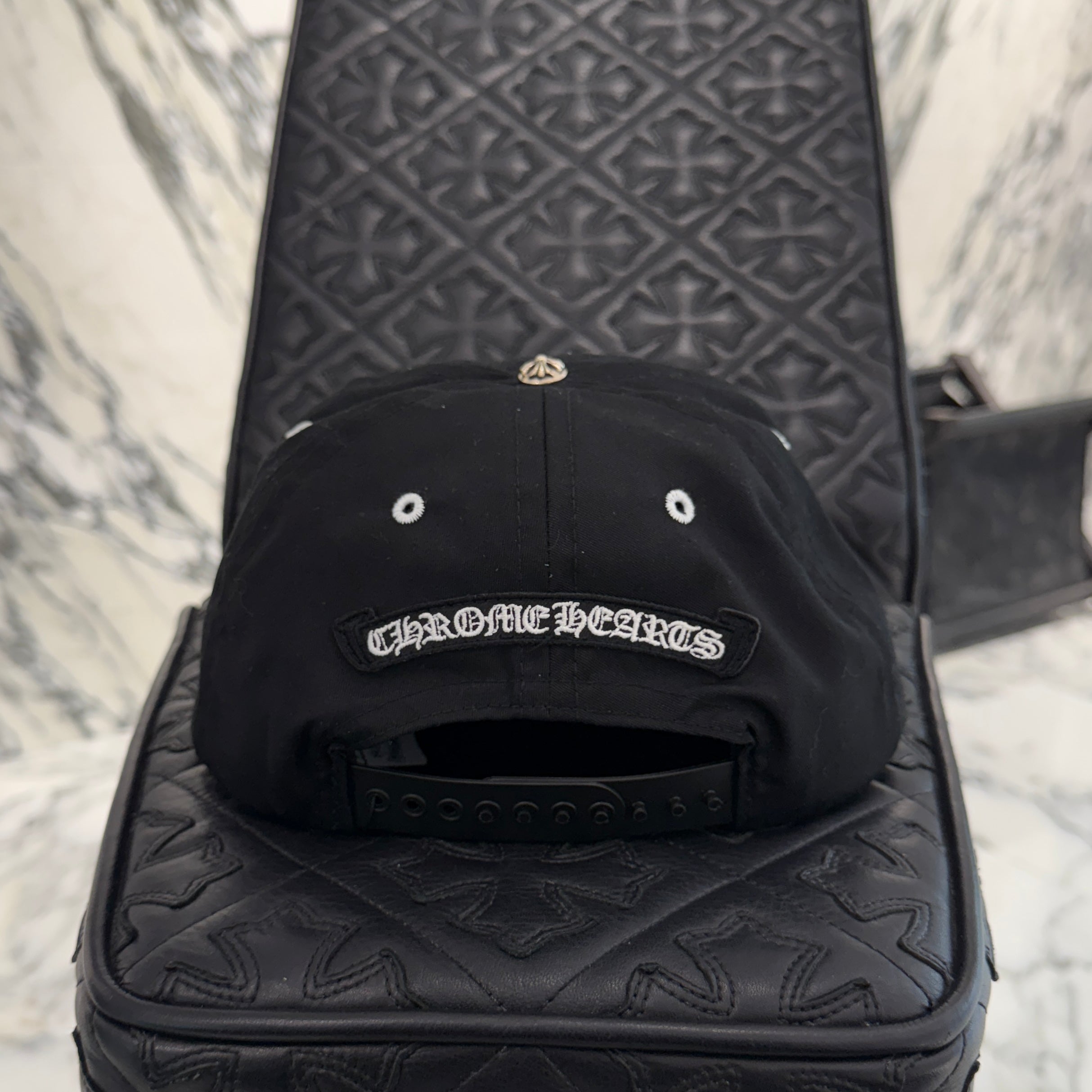 CHROME HEARTS GAS STATION King Taco 3 Cemetery Cross Trucker Cap Size ONE SIZE（53-60）クロムハーツ ガスステーション キングタコ 3セメタリークロス トラッカーキャップ サイズONE SIZE（53-60）