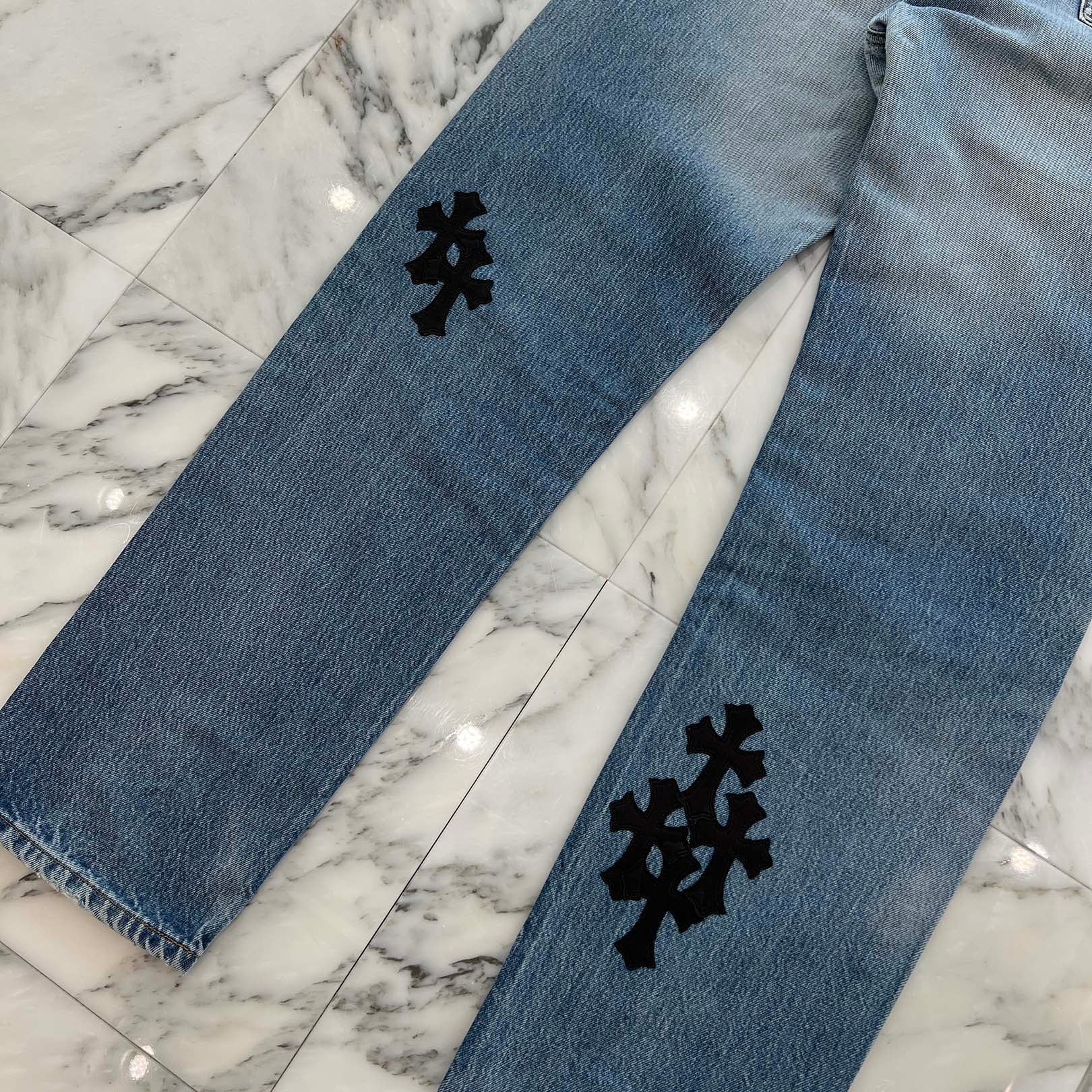 CHROME HEARTS × Levi's 505 VNTG Cemetery Leather Cross Patch Denim Pants Size 34 クロムハーツ × リーバイス 505 ヴィンテージ セメタリーレザークロスパッチ デニムパンツ サイズ34