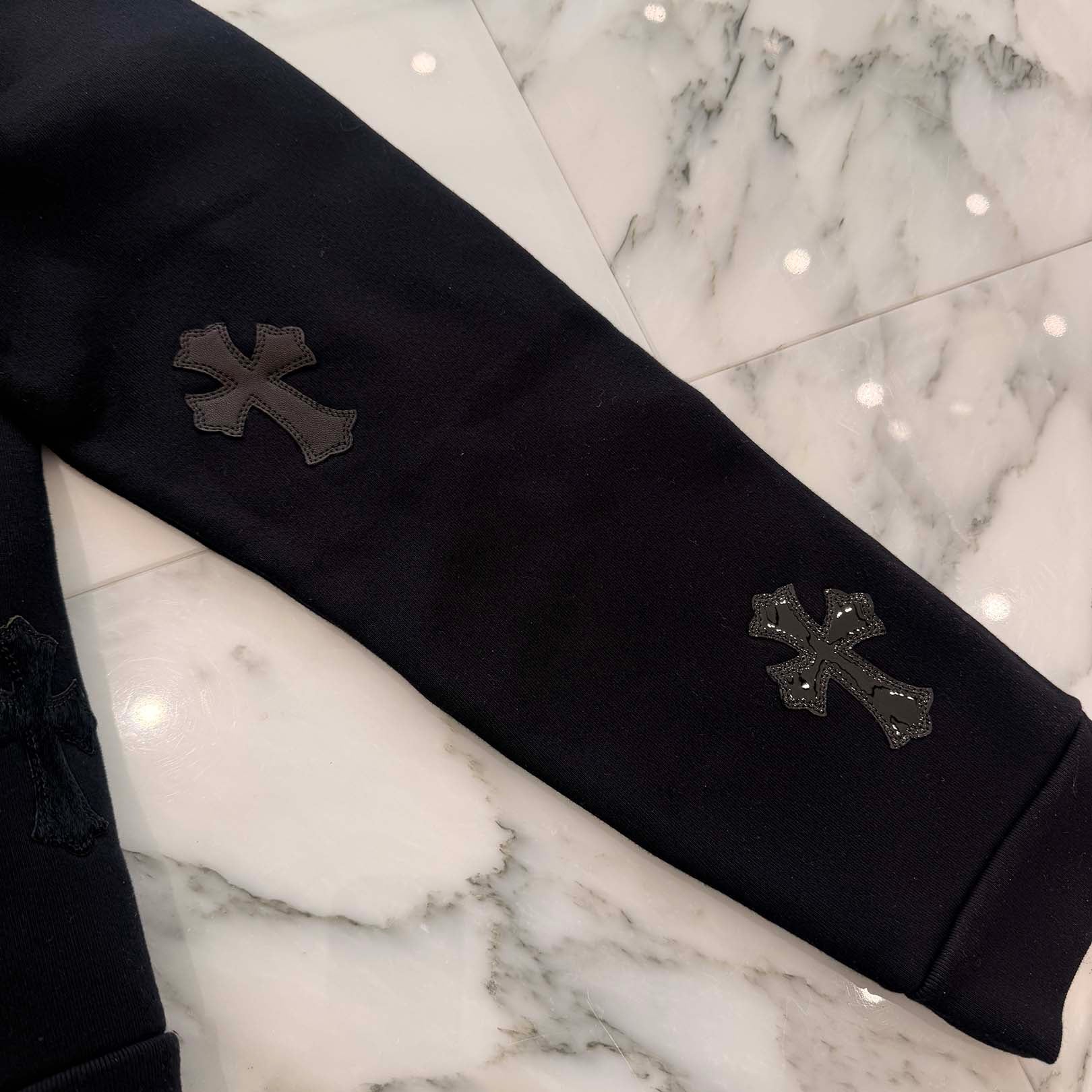 CHROME HEARTS Y NOT Multi Leather Cross Patch Sweatshirt Size L クロムハーツ ワイノット マルチレザークロスパッチ スウェットシャツ サイズL