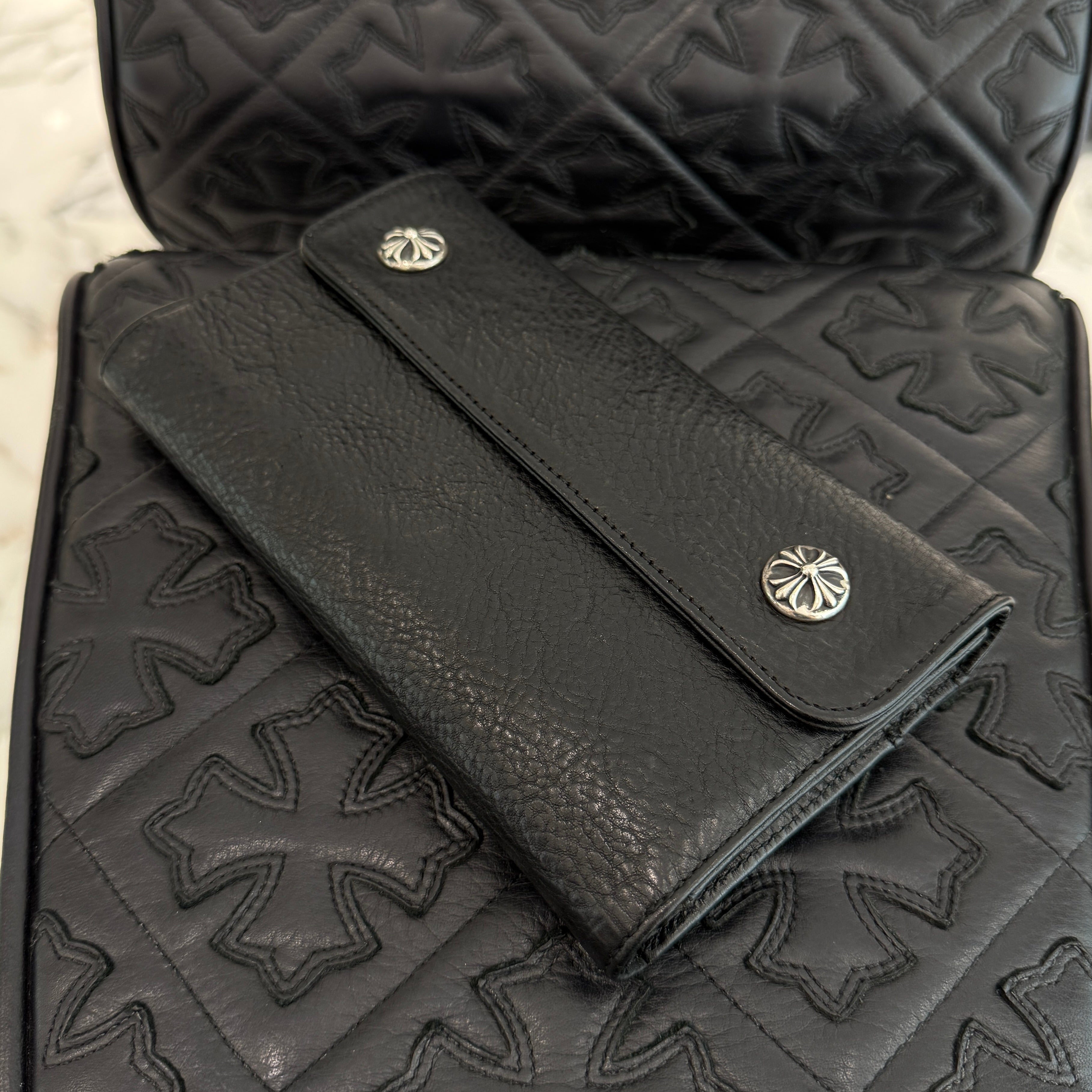 クロムハーツ ウェーブ クロムハーツ 財布（Chrome Hearts）ウェーブ ウォレット クロス