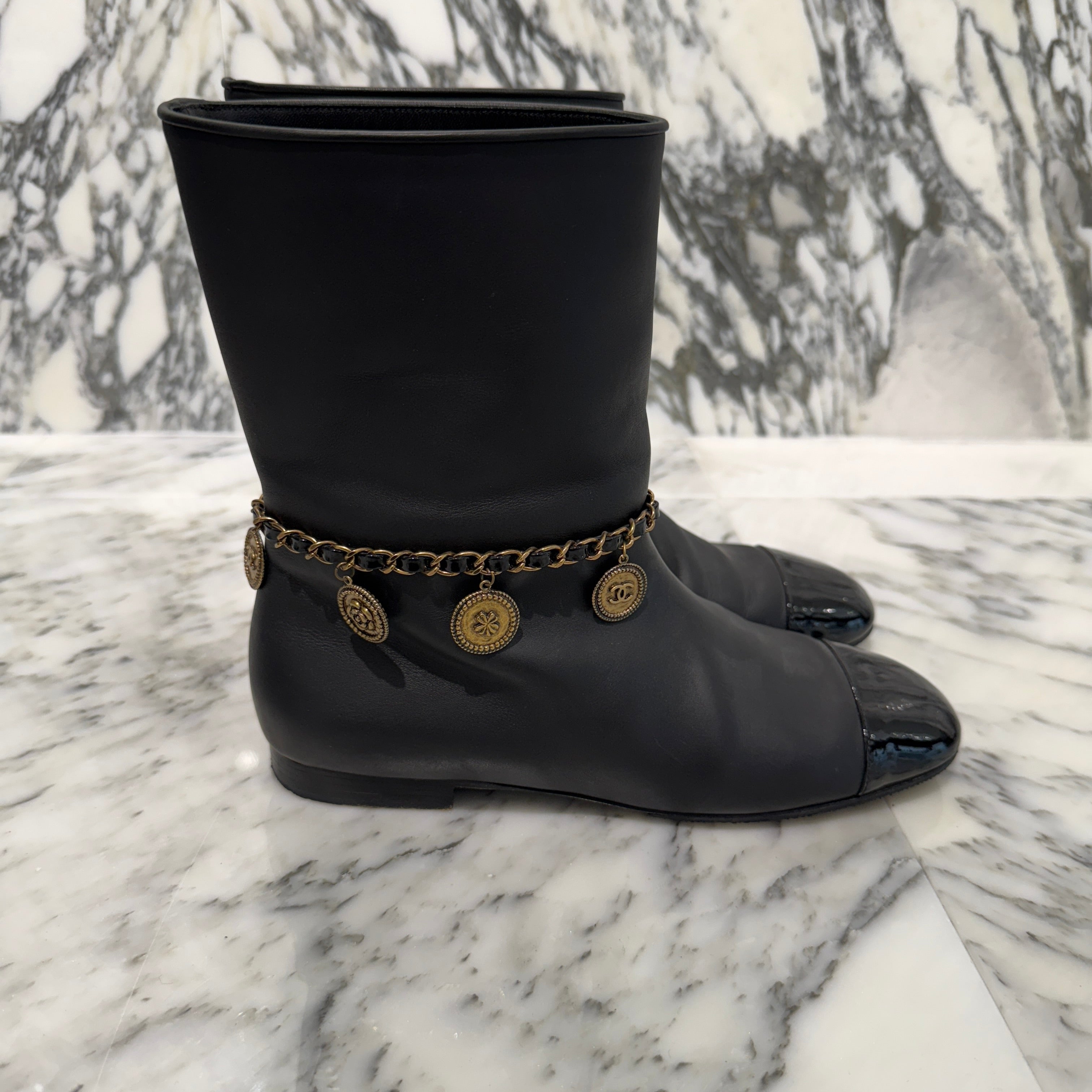 CHANEL CC Coin Charm Leather Short Boots G32929 Size 36C シャネル CC コインチャーム レザーショートブーツ サイズ36C