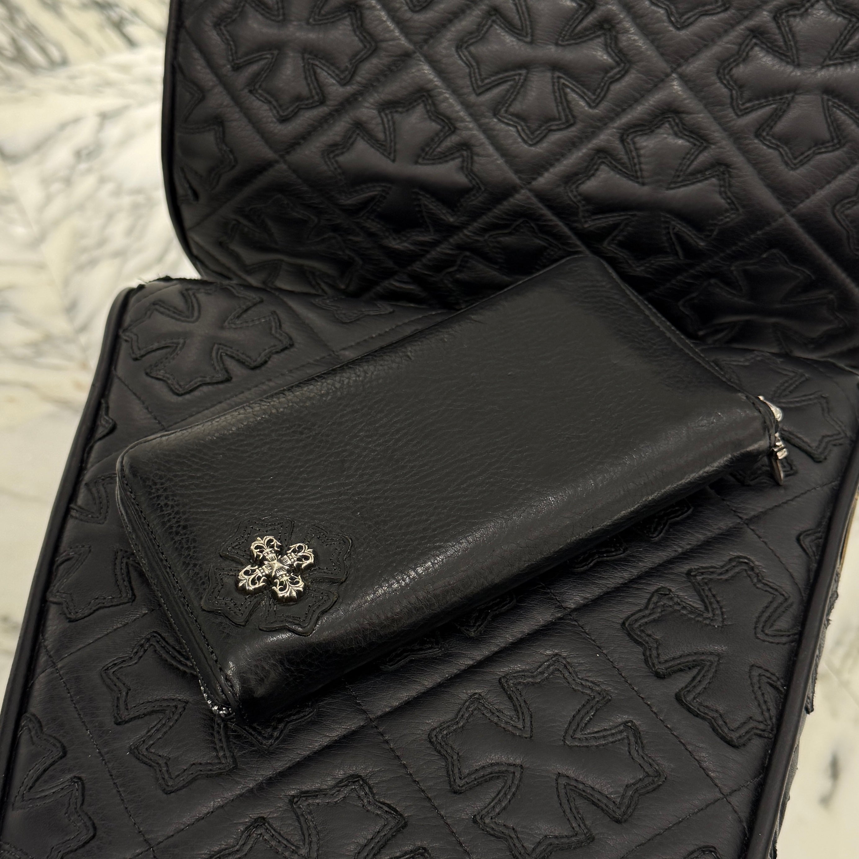 CHROME HEARTS Filigree Plus Leather Patch Round Zip Wallet クロムハーツ フィリグリープラス レザーパッチ ウォレット