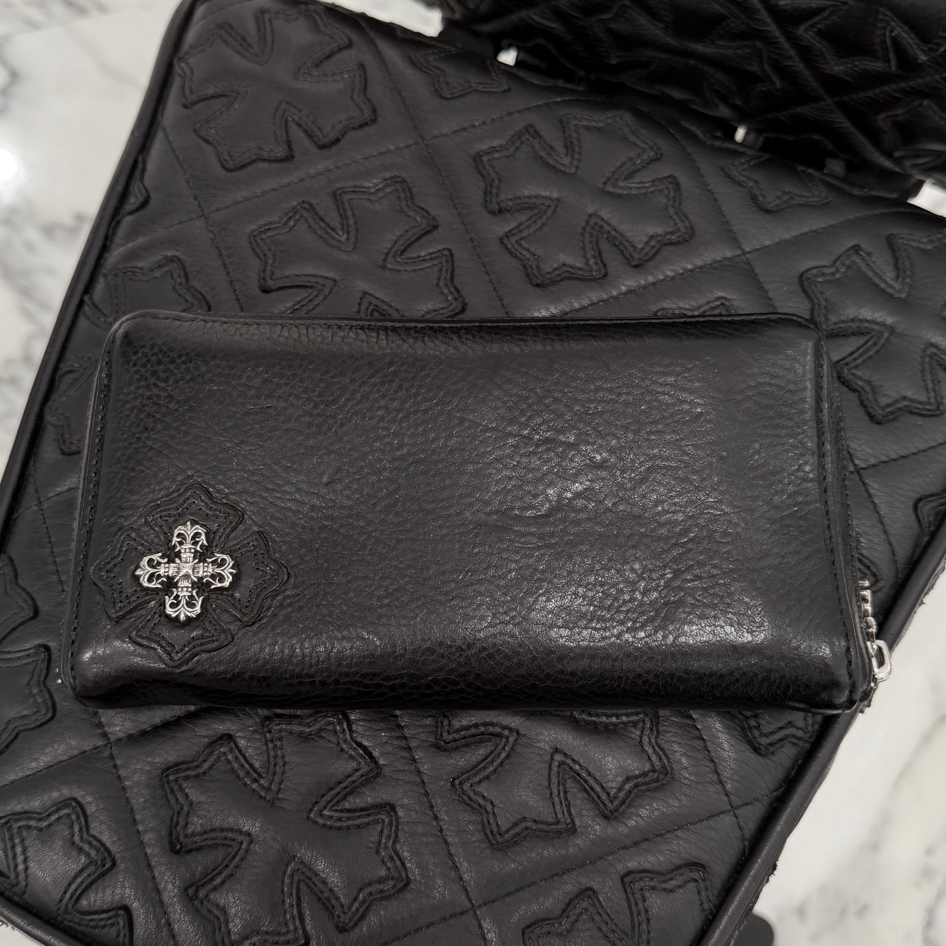 CHROME HEARTS Filigree Plus Leather Patch Round Zip Wallet クロムハーツ フィリグリープラス レザーパッチ ウォレット