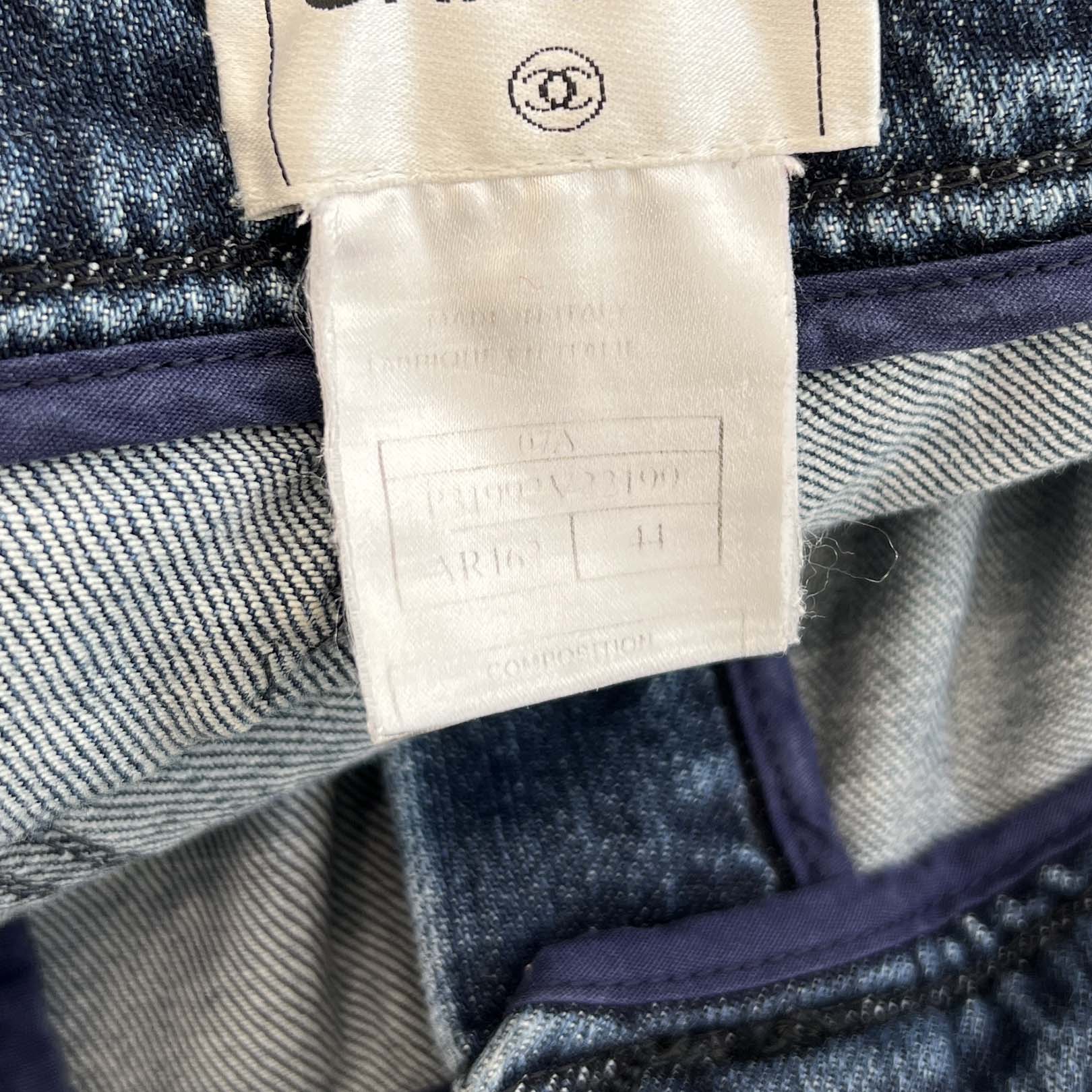 CHANEL COCO Button Denim Tapered Pants P31992V22199 Size 44 シャネル ココボタン デニム テーパードパンツ サイズ44