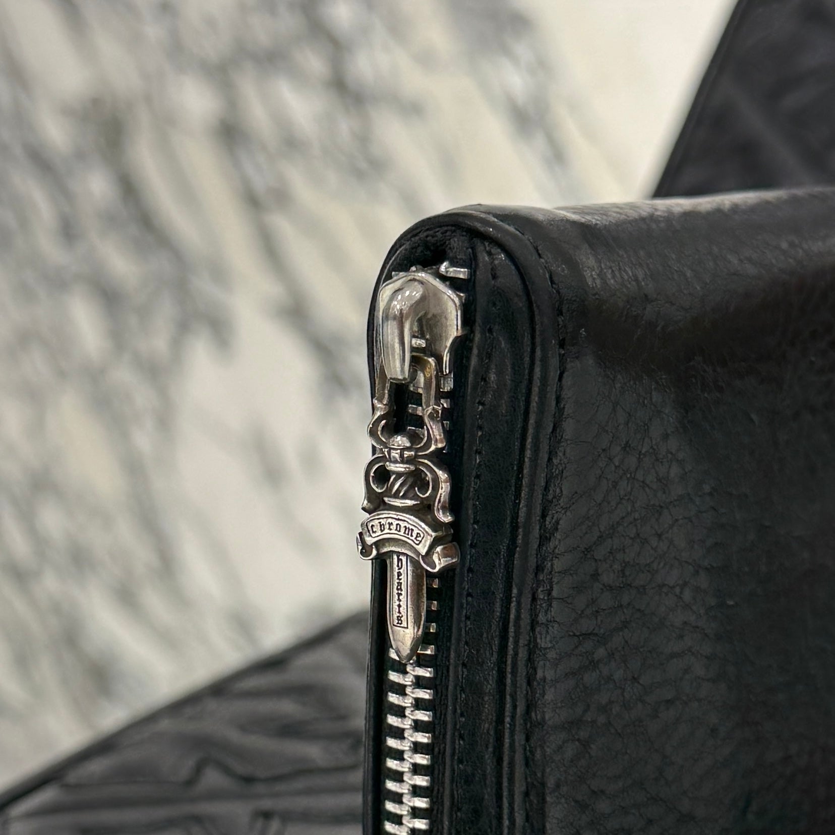 CHROME HEARTS Filigree Plus Leather Patch Round Zip Wallet クロムハーツ フィリグリープラス レザーパッチ ウォレット
