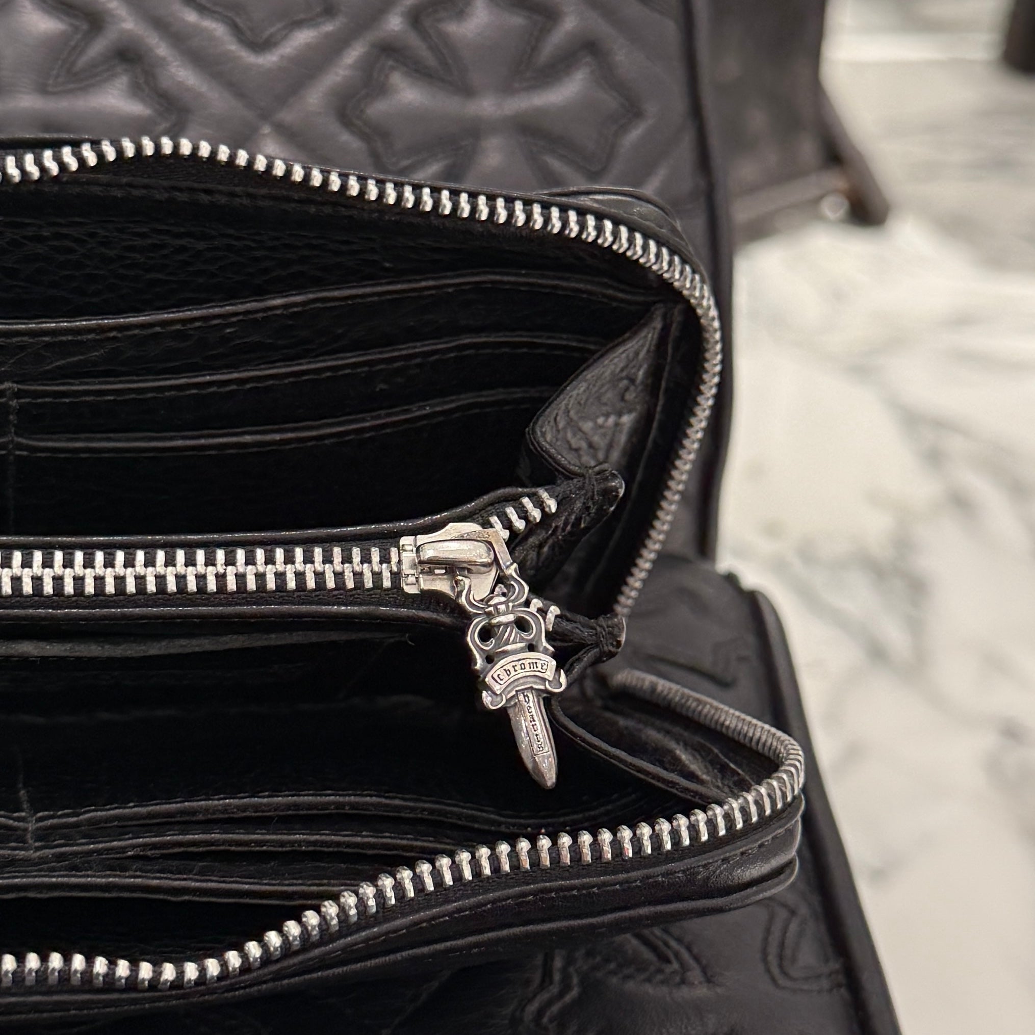 CHROME HEARTS Filigree Plus Leather Patch Round Zip Wallet クロムハーツ フィリグリープラス レザーパッチ ウォレット