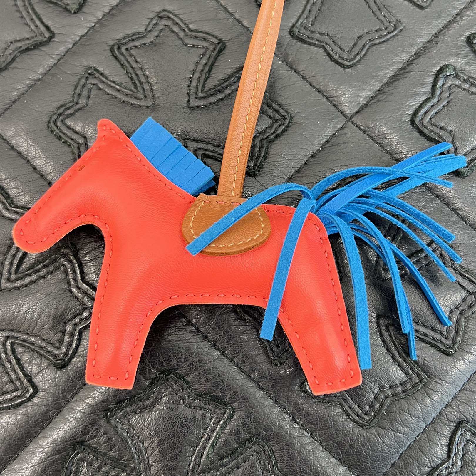 HERMES Rodeo PM Charm Z刻印 エルメス ロデオ PM チャーム – MEMENTOS