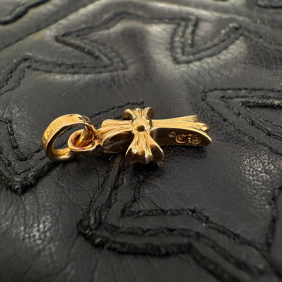 CHROME HEARTS 22K Baby Fat Cross Pave Diamond Pendant Top クロムハーツ 22K ベビーファット クロス パヴェダイヤモンド ペンダントトップ