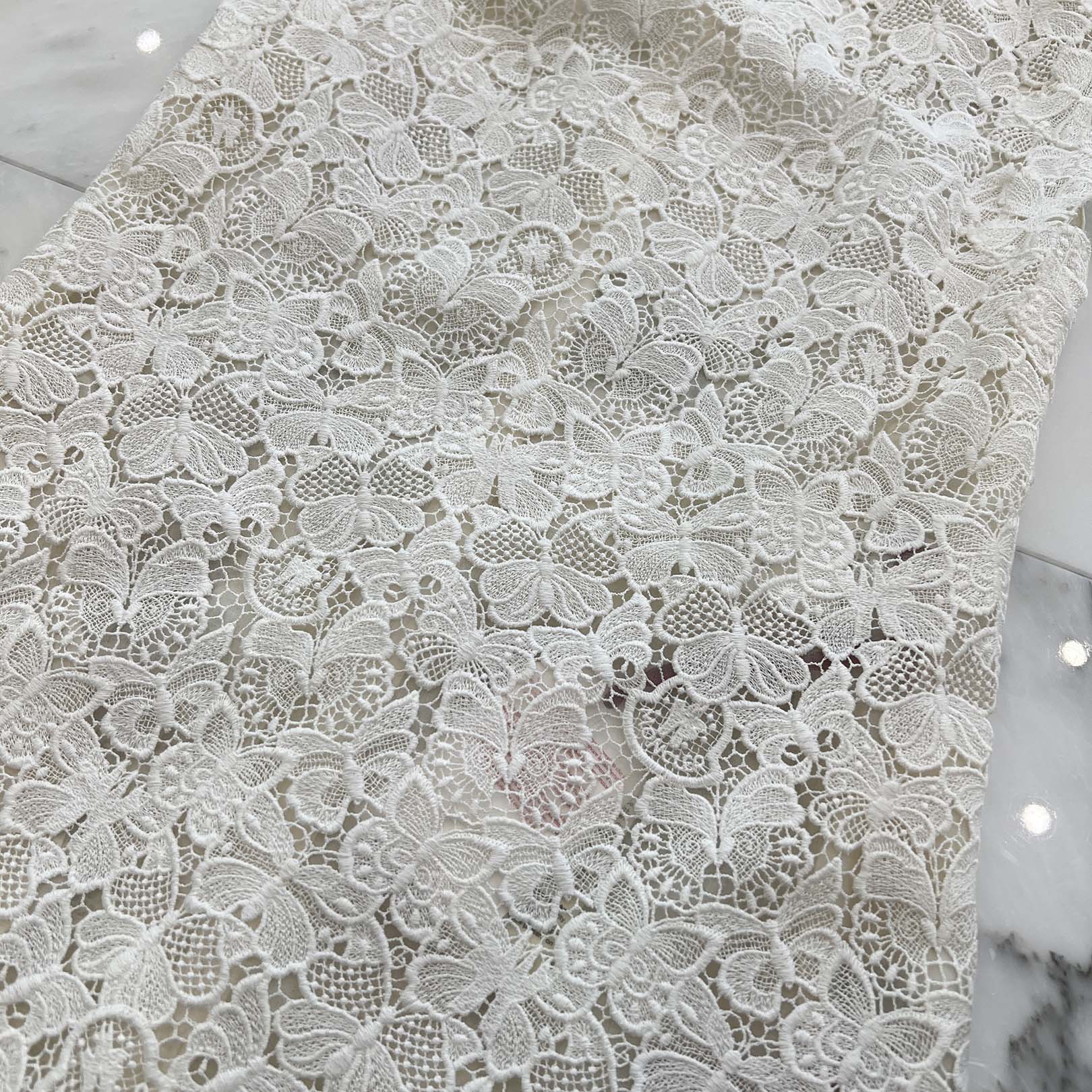 MONCLER DEGADE ABITO Rubber Logo Patch Floral Lace Dress D11936810305 2299A Size 00 モンクレール DEGADE ABITO ラバーロゴパッチ 花柄レース ワンピース サイズ00