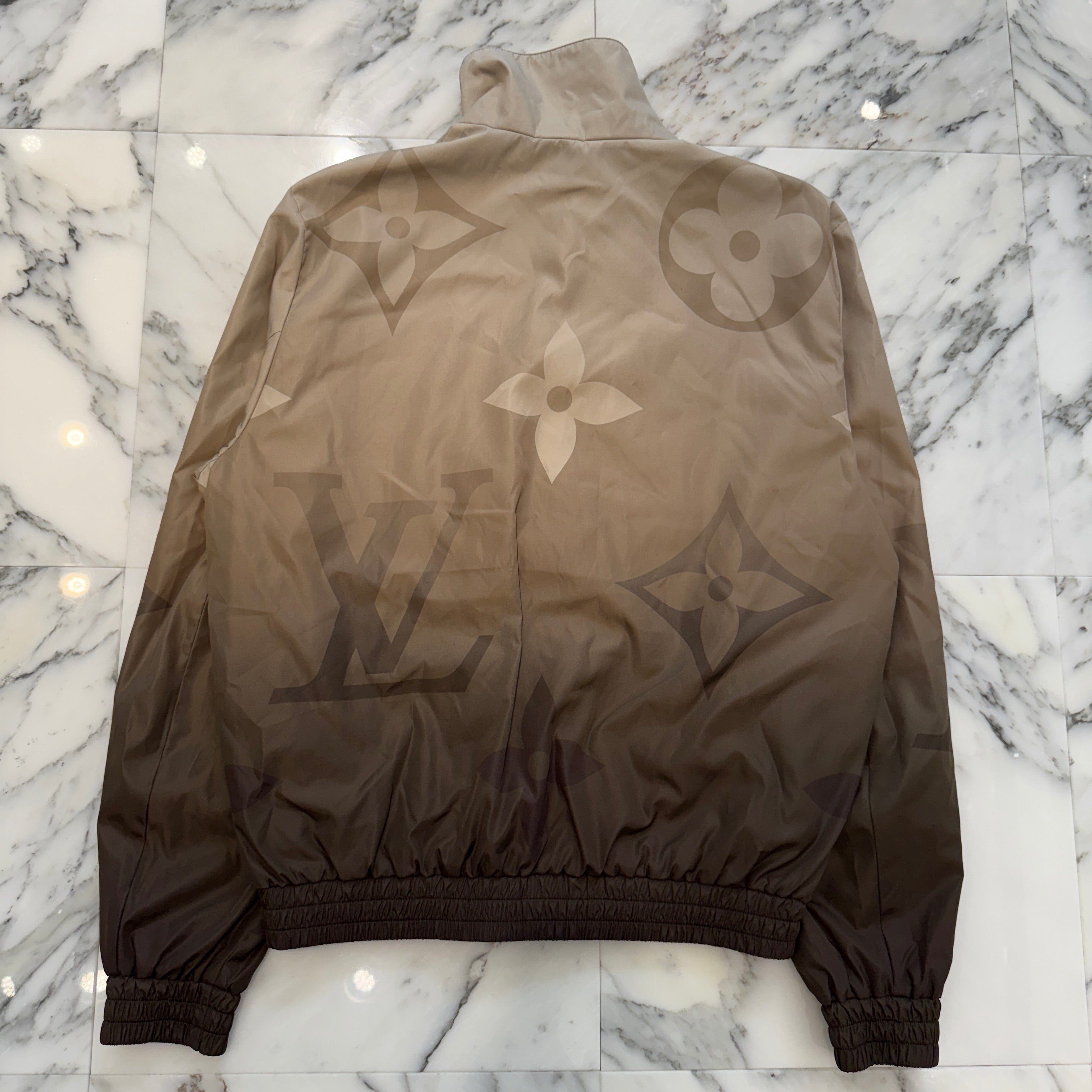 LOUIS VUITTON 2024AW LV Monogram Flower Wind Breaker 1AFYAQ Size 50 ルイヴィトン LVモノグラムフラワー ウィンドブレーカー サイズ50