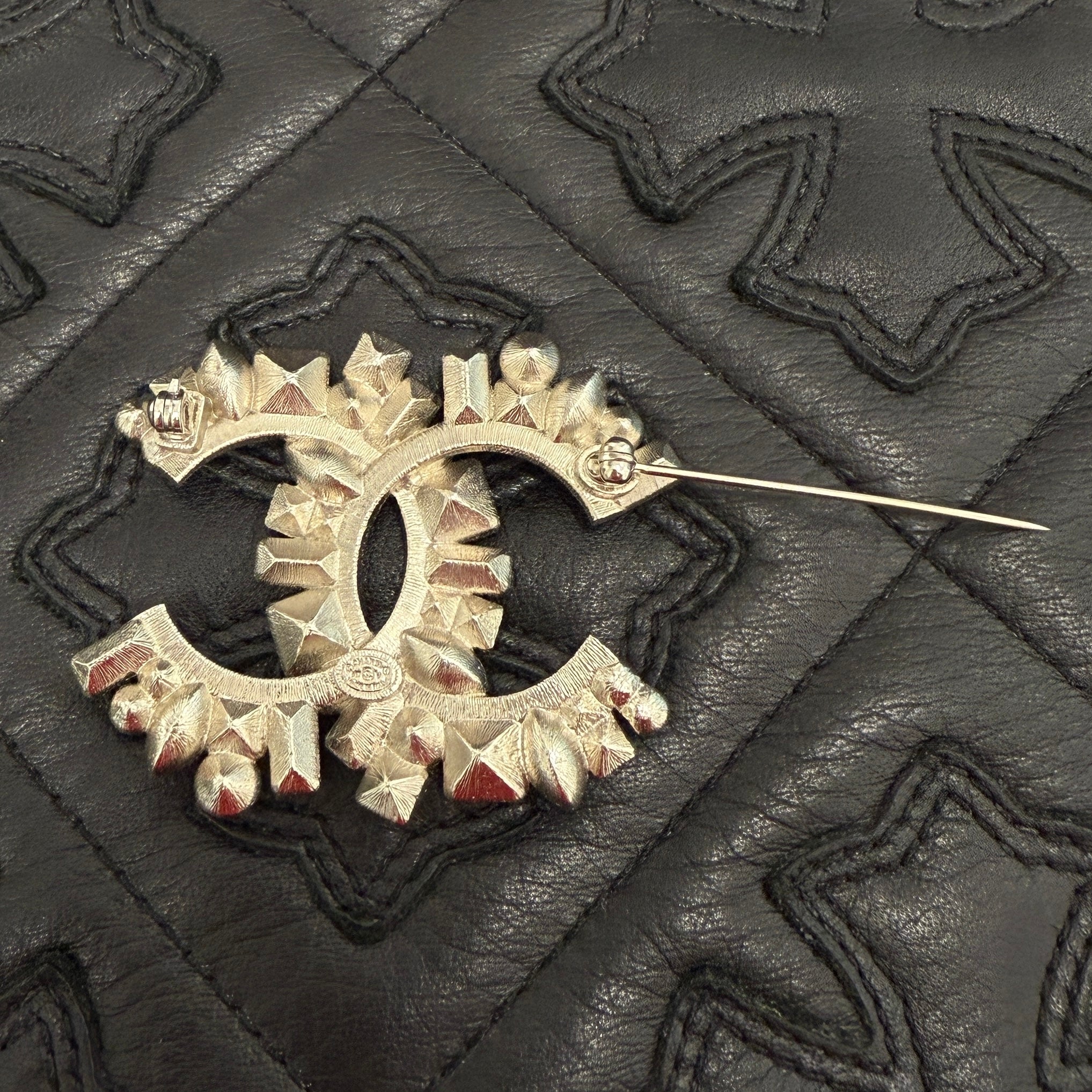 CHANEL B17V Coco Mark Rhinestone Brooch シャネル B17V ココマーク ラインストーン ブローチ