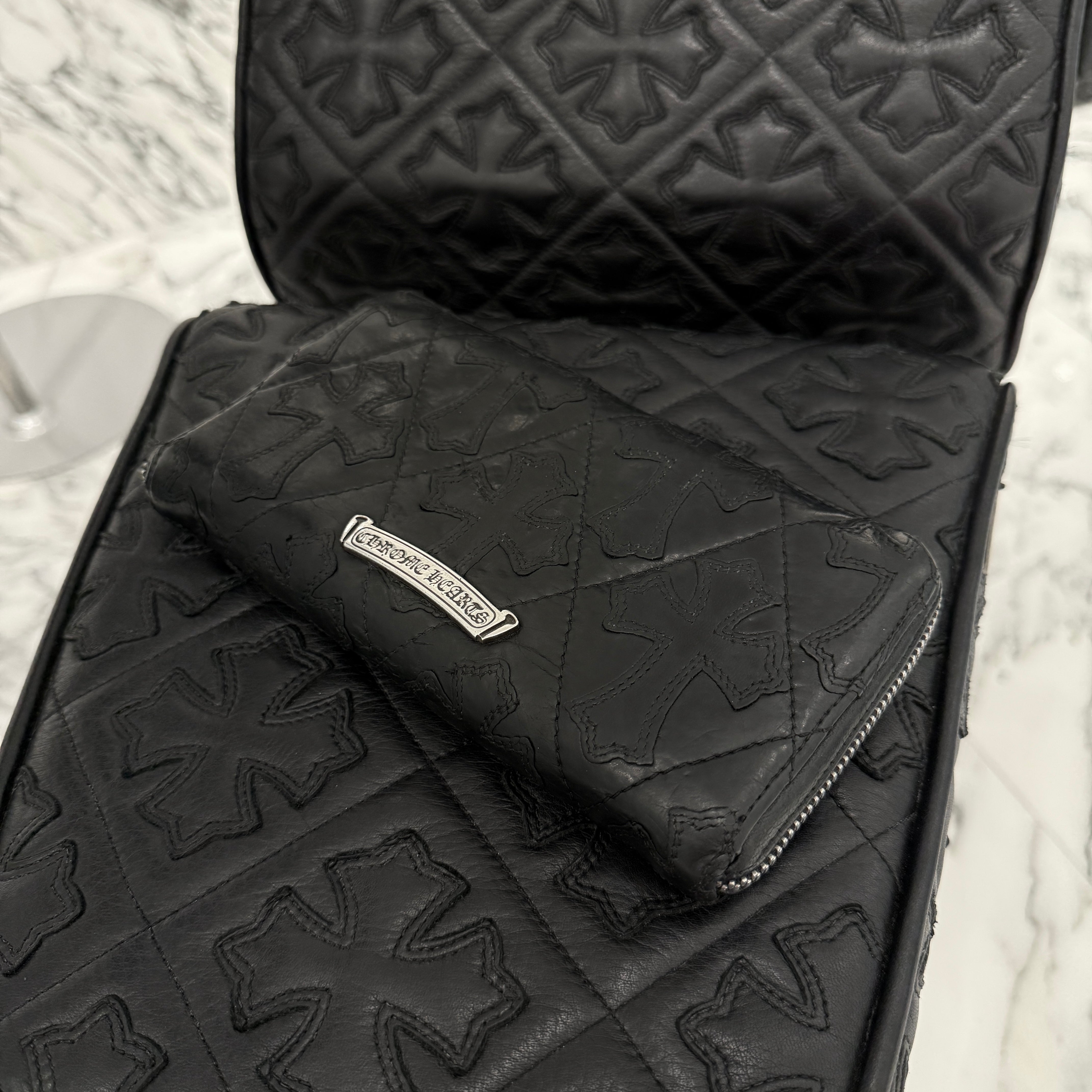 CHROME HEARTS Cemetery Cross Leather Patch Quilting Leather Wallet クロムハーツ セメタリークロス レザーパッチ キルティングレザー ウォレット