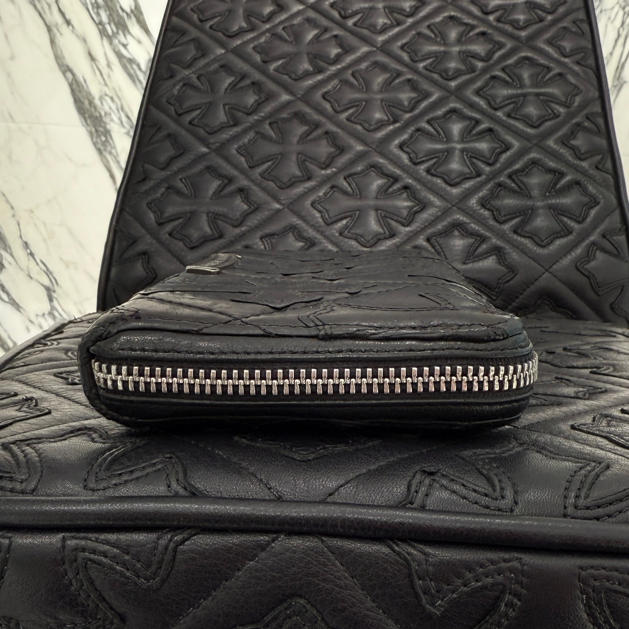 CHROME HEARTS Cemetery Cross Leather Patch Quilting Leather Wallet クロムハーツ セメタリークロス レザーパッチ キルティングレザー ウォレット