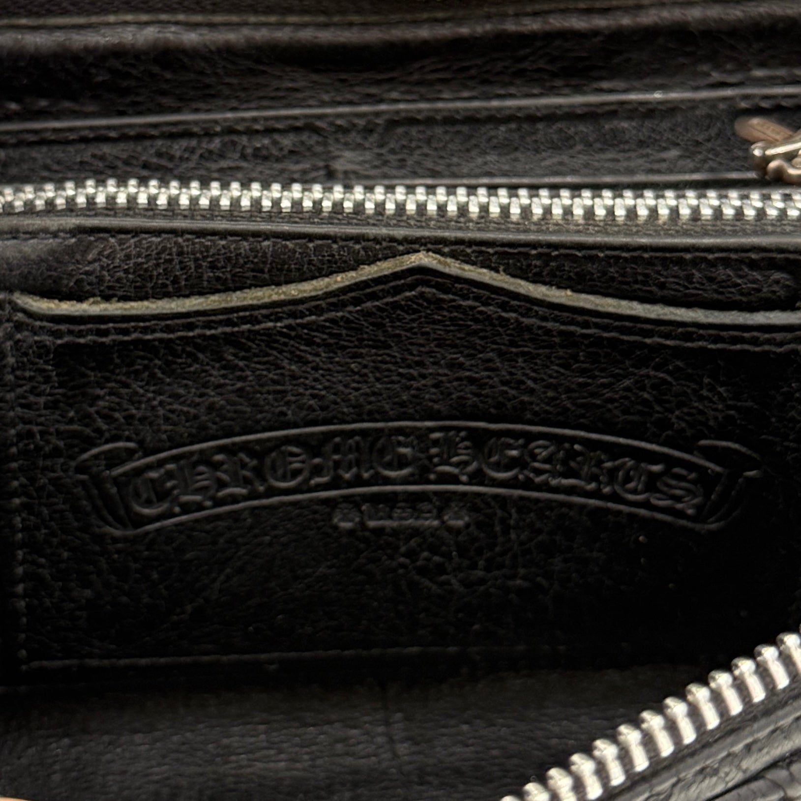 CHROME HEARTS Cemetery Cross Leather Patch Quilting Leather Wallet クロムハーツ セメタリークロス レザーパッチ キルティングレザー ウォレット