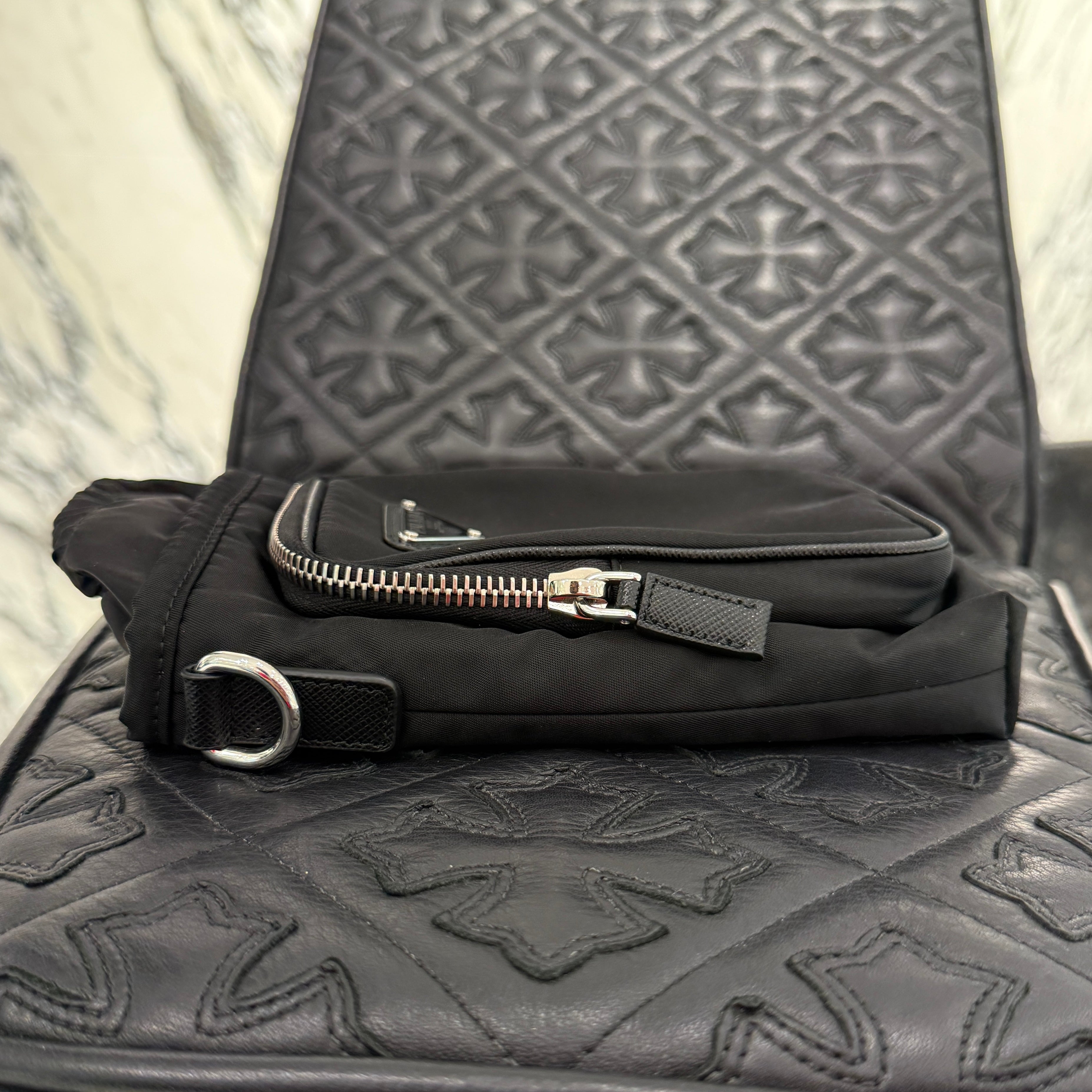 PRADA Re Nylon Smart Phone Case 2ZH155_2DMI_F0002 プラダ リ・ナイロン スマートフォン ケース