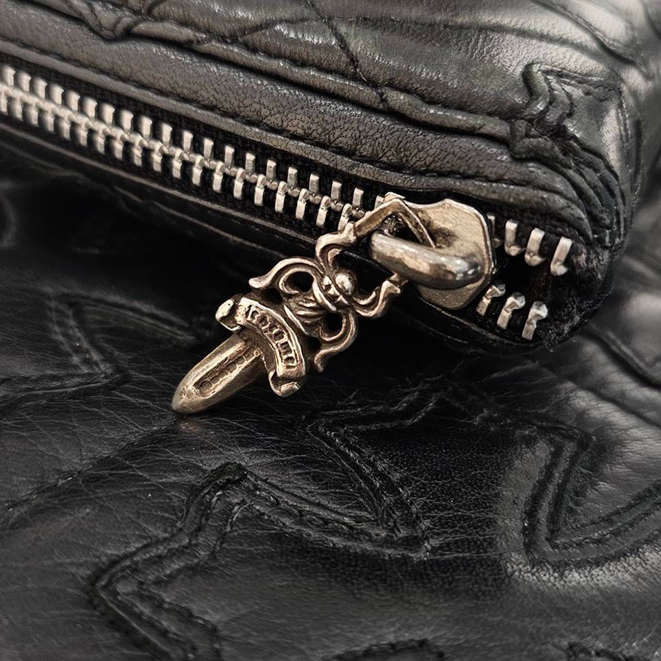 CHROME HEARTS Cemetery Cross Leather Patch Quilting Leather Wallet クロムハーツ セメタリークロス レザーパッチ キルティングレザー ウォレット