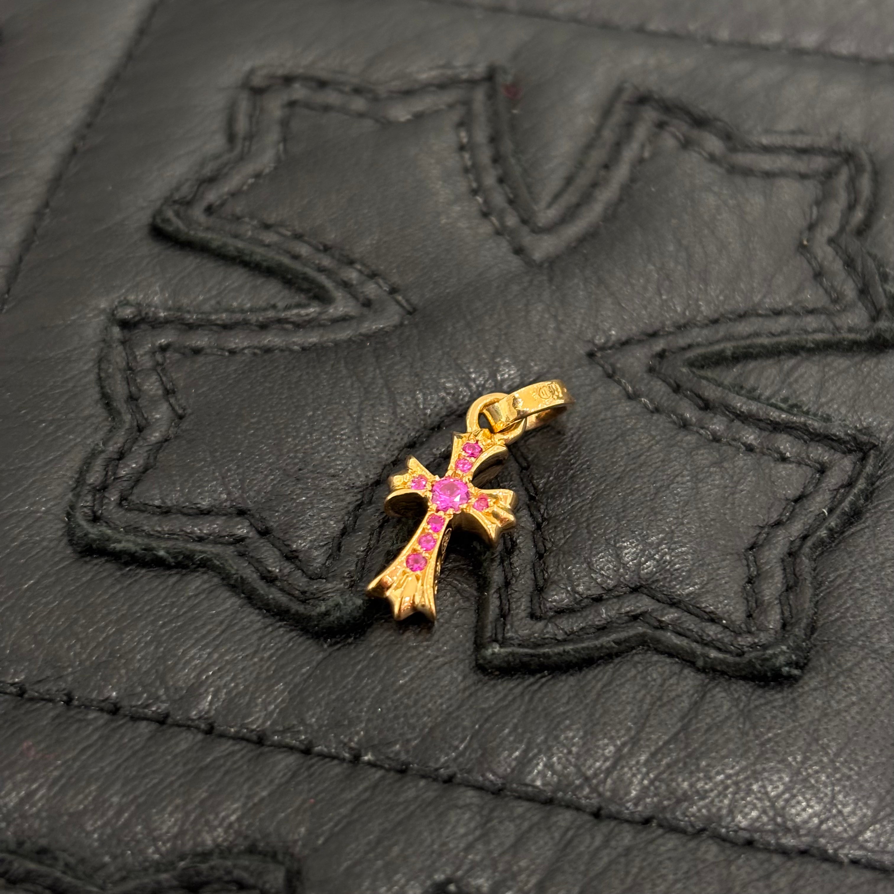 CHROME HEARTS 22K Baby Fat Cross Pave Ruby Pendant Top クロムハーツ 22K ベイビーファットクロス パヴェルビー ペンダントトップ