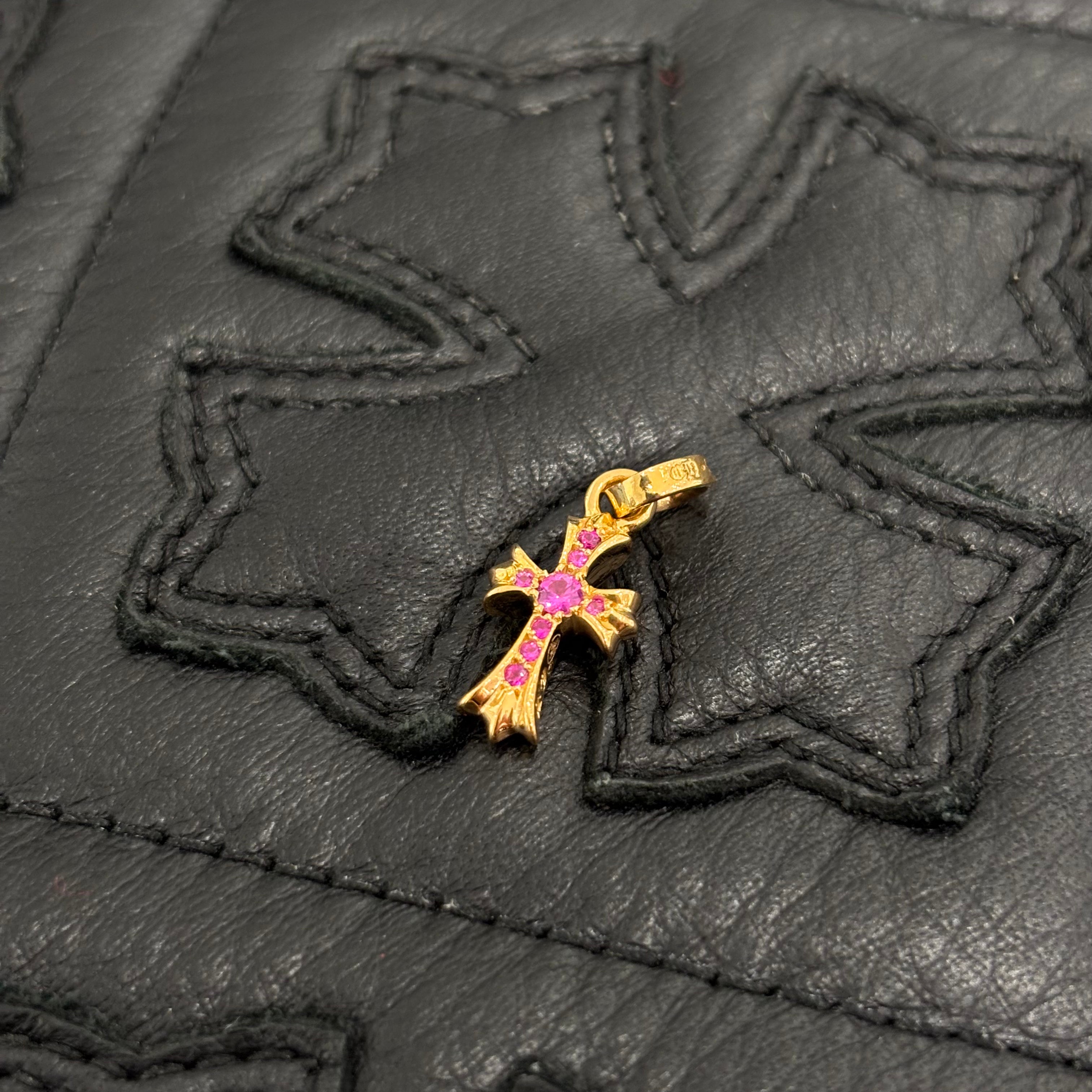 CHROME HEARTS 22K Baby Fat Cross Pave Ruby Pendant Top クロムハーツ 22K ベイビーファットクロス パヴェルビー ペンダントトップ