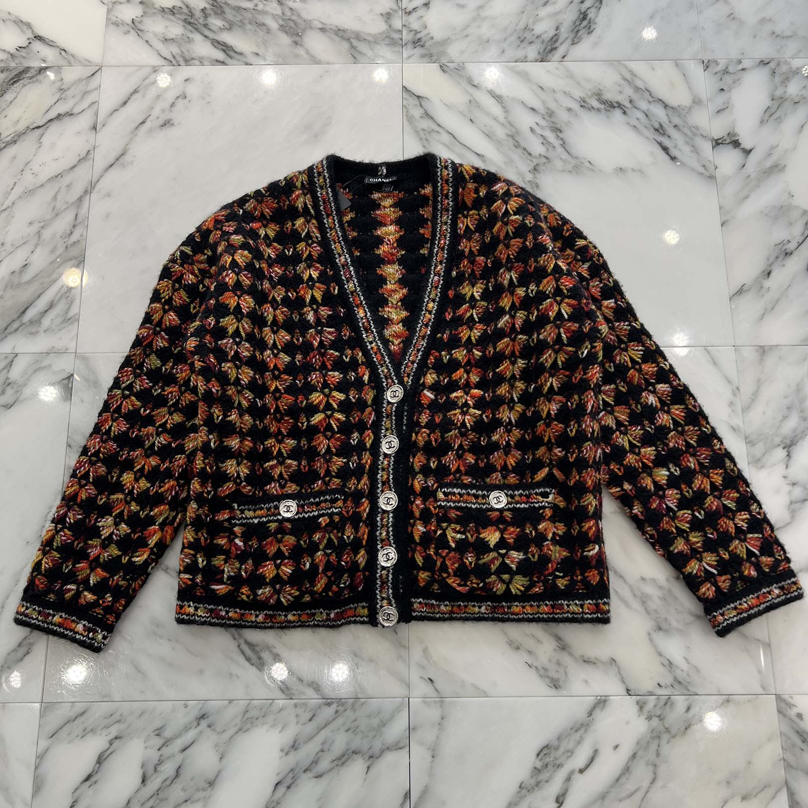 CHANEL 2023AW Coco Mark Button V Neck Cashmere Knit Cardigan P75411K10792 Size 36 シャネル ココマークボタン Vネック カシミヤニットカーディガン サイズ36