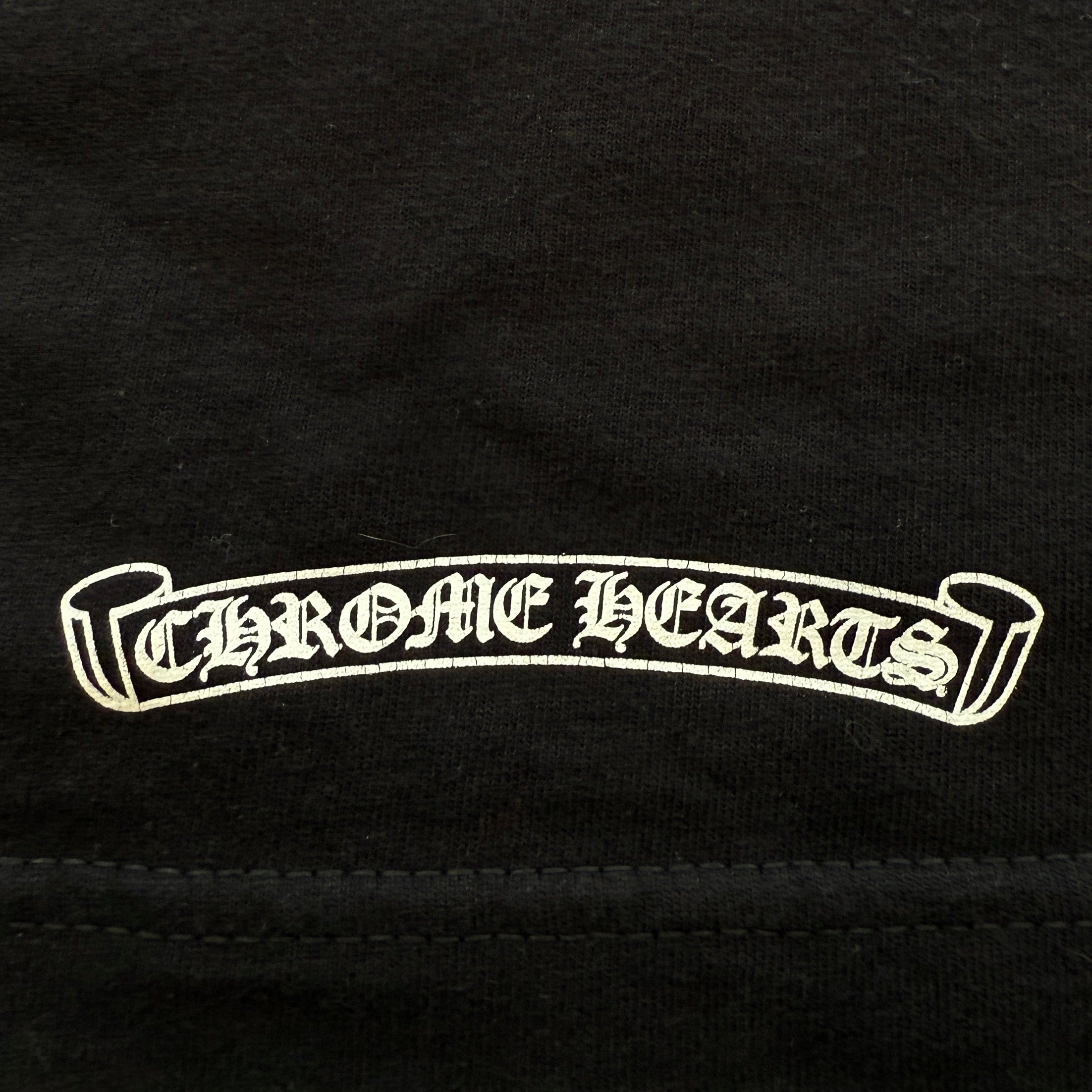 CHROME HEARTS × OFF-WHITE BOSTON Limited Scroll Logo Tee SizeXL クロムハ―ツ×オフホワイト ボストン限定 スクロールロゴ TシャツサイズXL