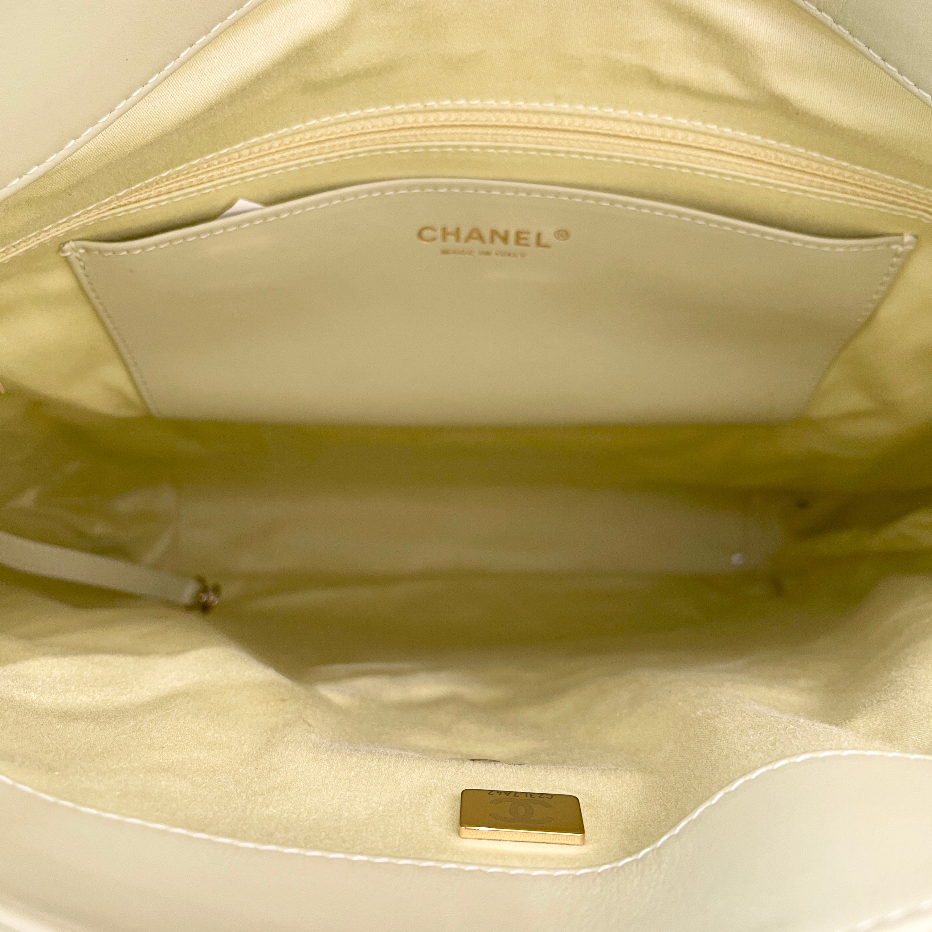 CHANEL 2024 Cruise Matelasse Maxi Hobo Bag AS4617 B14999 NS835 シャネル 2024クルーズ マトラッセ マキシ ホーボーバッグ