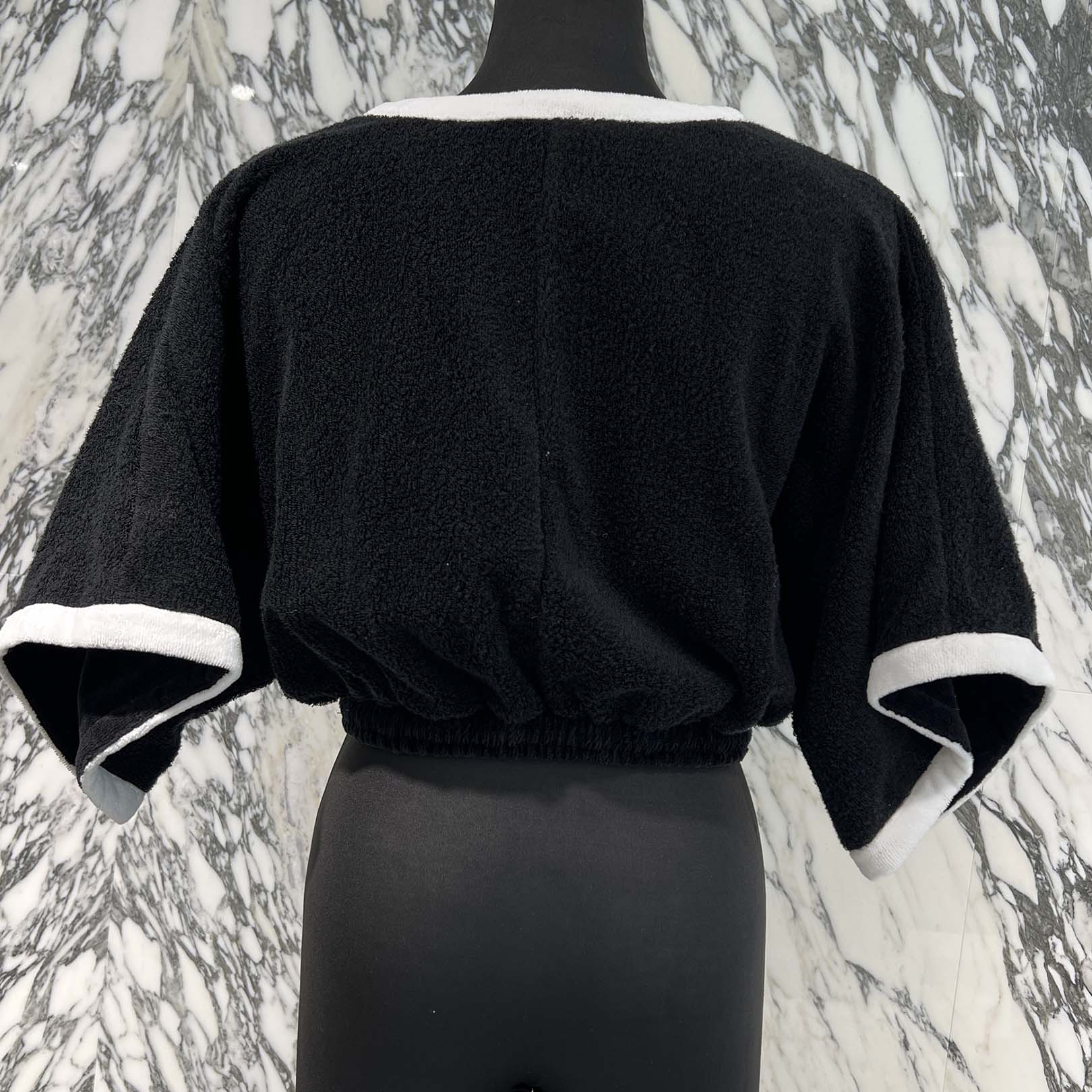 CHANEL 2023 Coco Beach Coco Mark Cropped Pullover Knit P74322V66014 Size 34 シャネル 2023ココビーチ ココマーク クロップド プルオーバーニット サイズ34