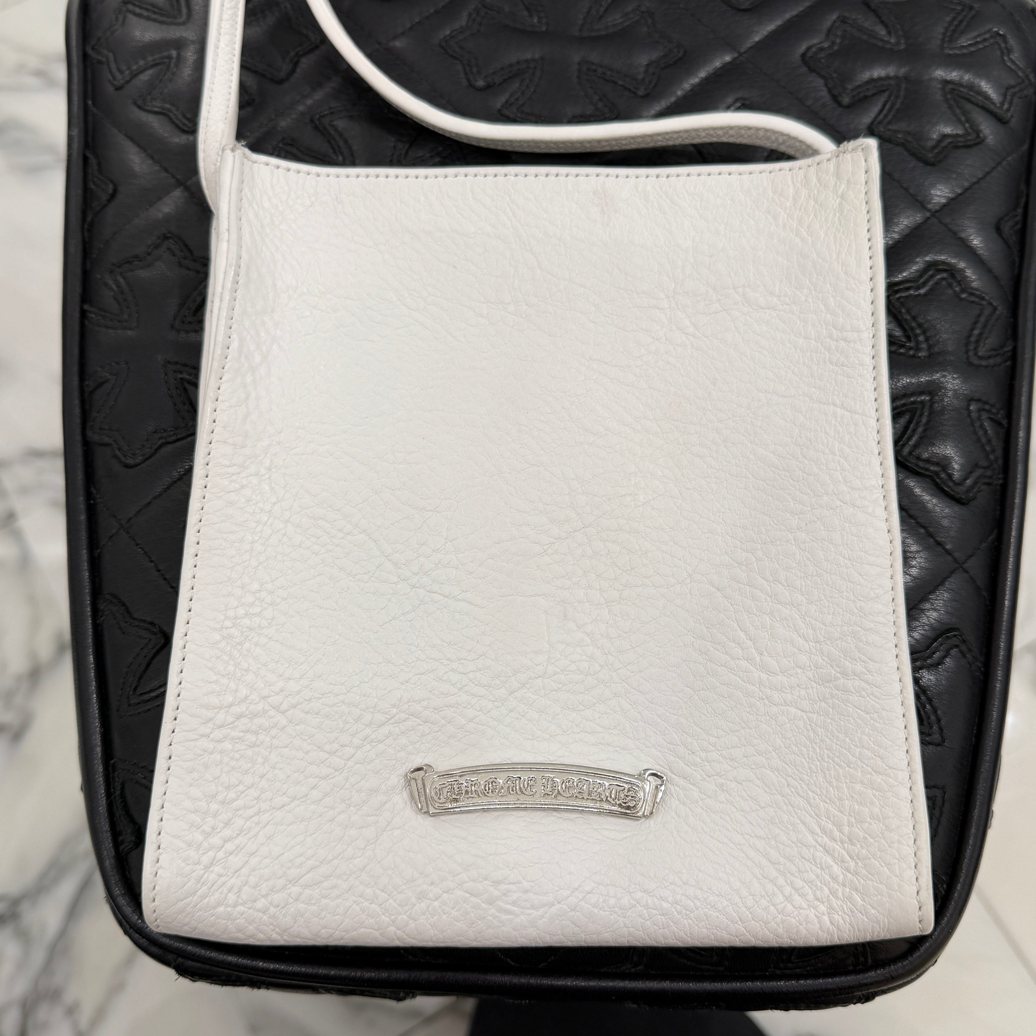 CHROME HEARTS Silver Filigree Cross Square Pocket Leather Shoulder Bag クロムハーツ シルバー フィリグリークロス スクエアポケット レザーショルダーバッグ