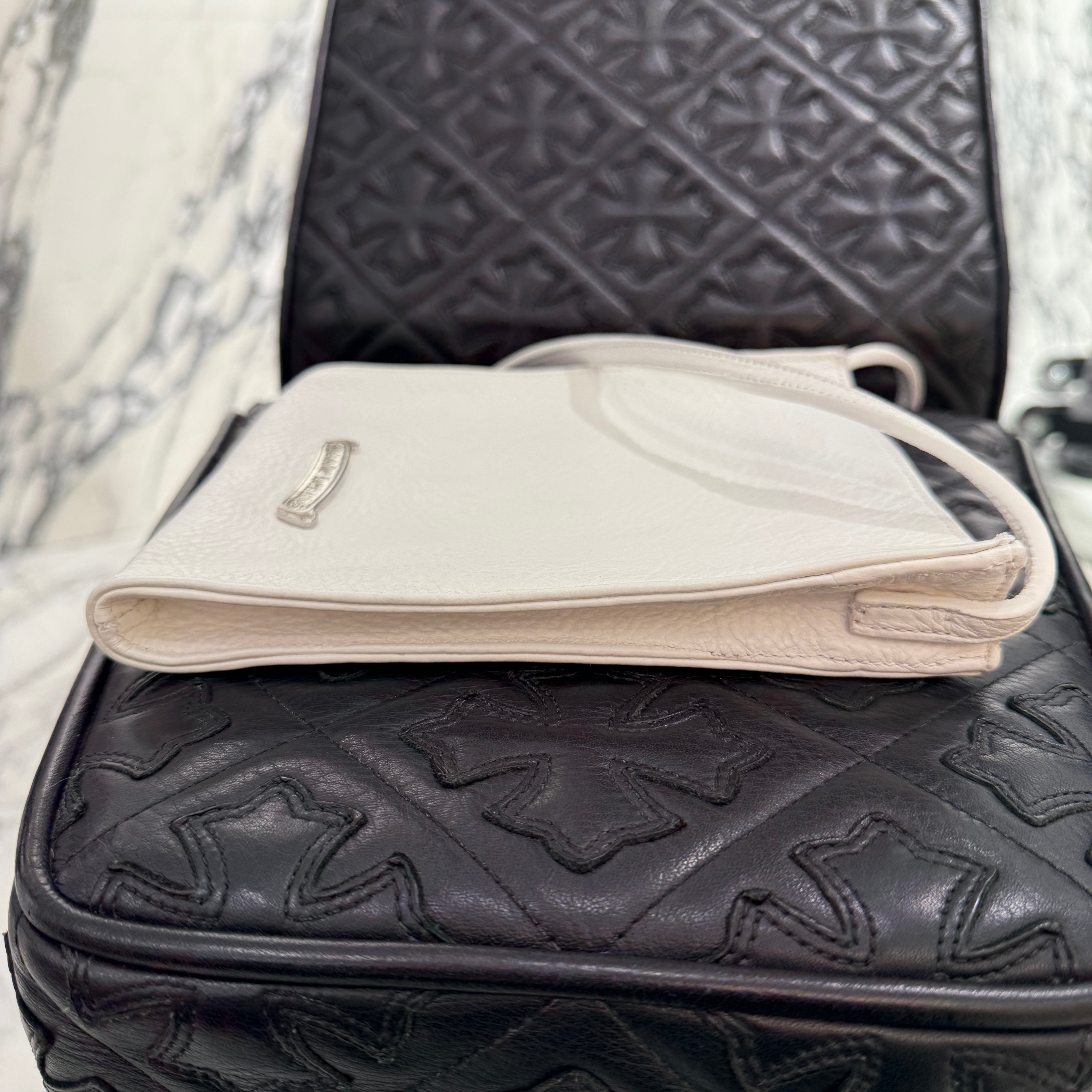 CHROME HEARTS Silver Filigree Cross Square Pocket Leather Shoulder Bag クロムハーツ シルバー フィリグリークロス スクエアポケット レザーショルダーバッグ