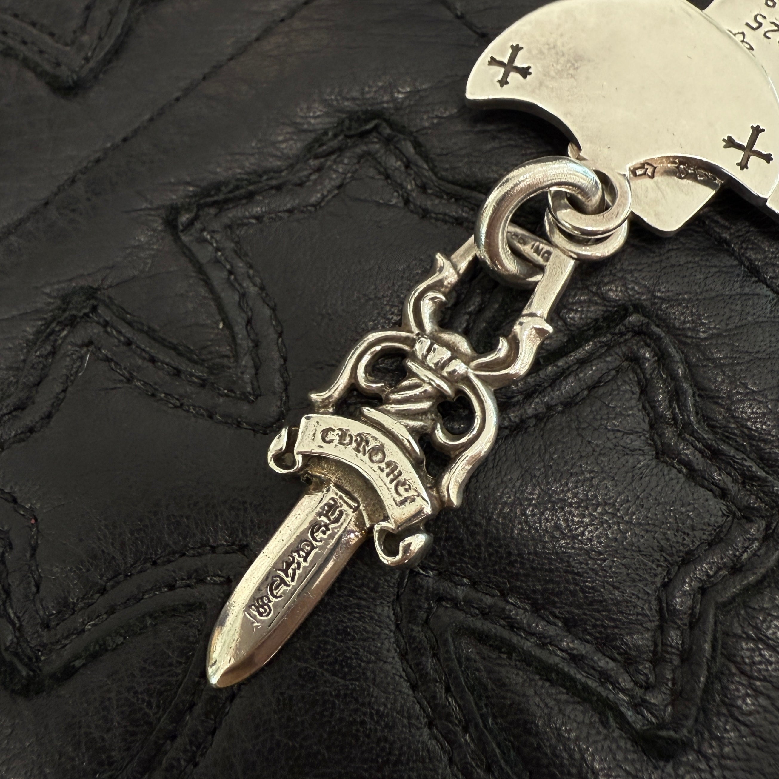 クロムハーツ トリンケッツ ネックレス チャームchrome hearts クロムハーツ3トリンケッツペンダント(ネックレス)|クロムハーツ