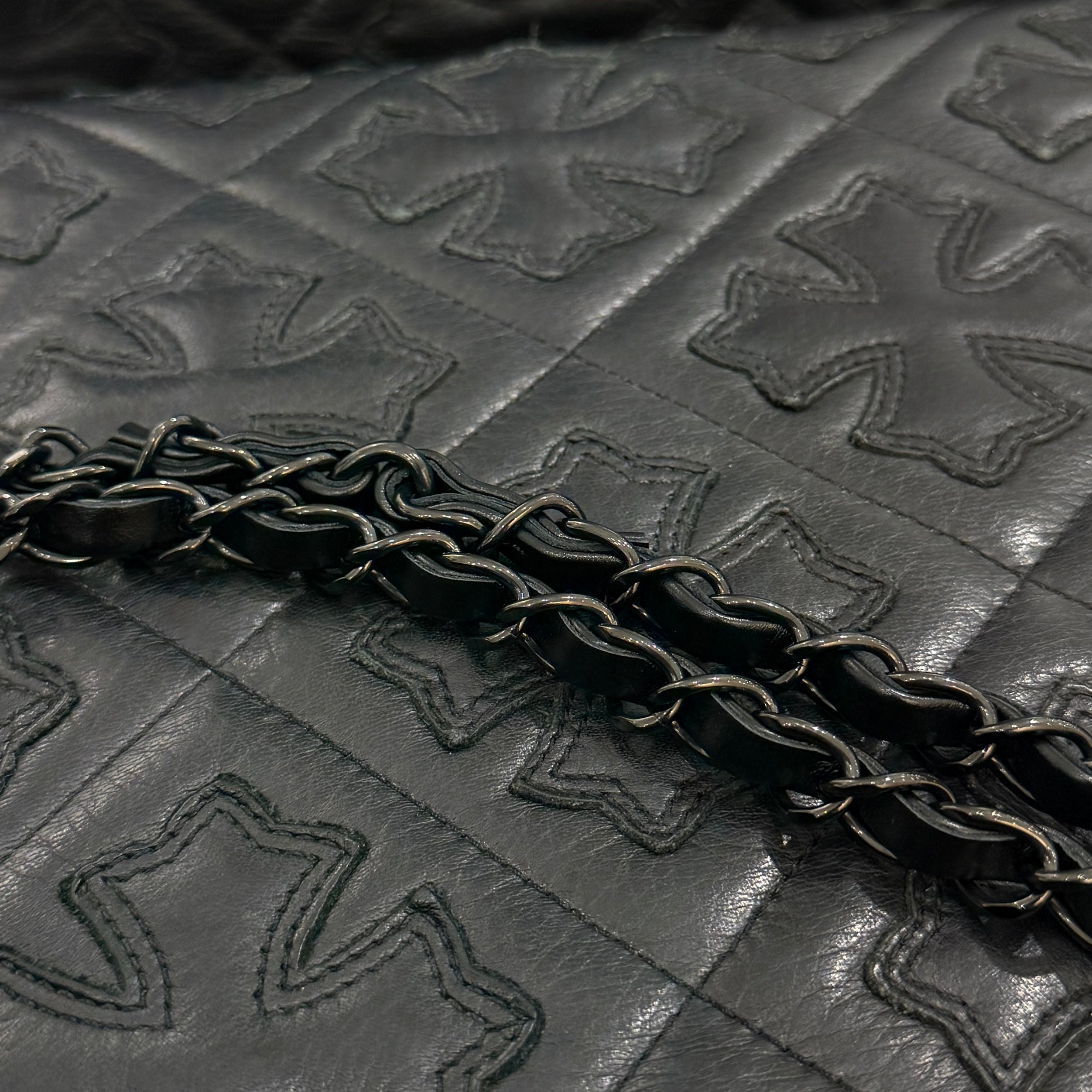 CHANEL 22 Small Shiny Calf Leather Chain Shoulder Bag シャネル 22 スモール シャイニーカーフスキン チェーン ショルダーバッグ