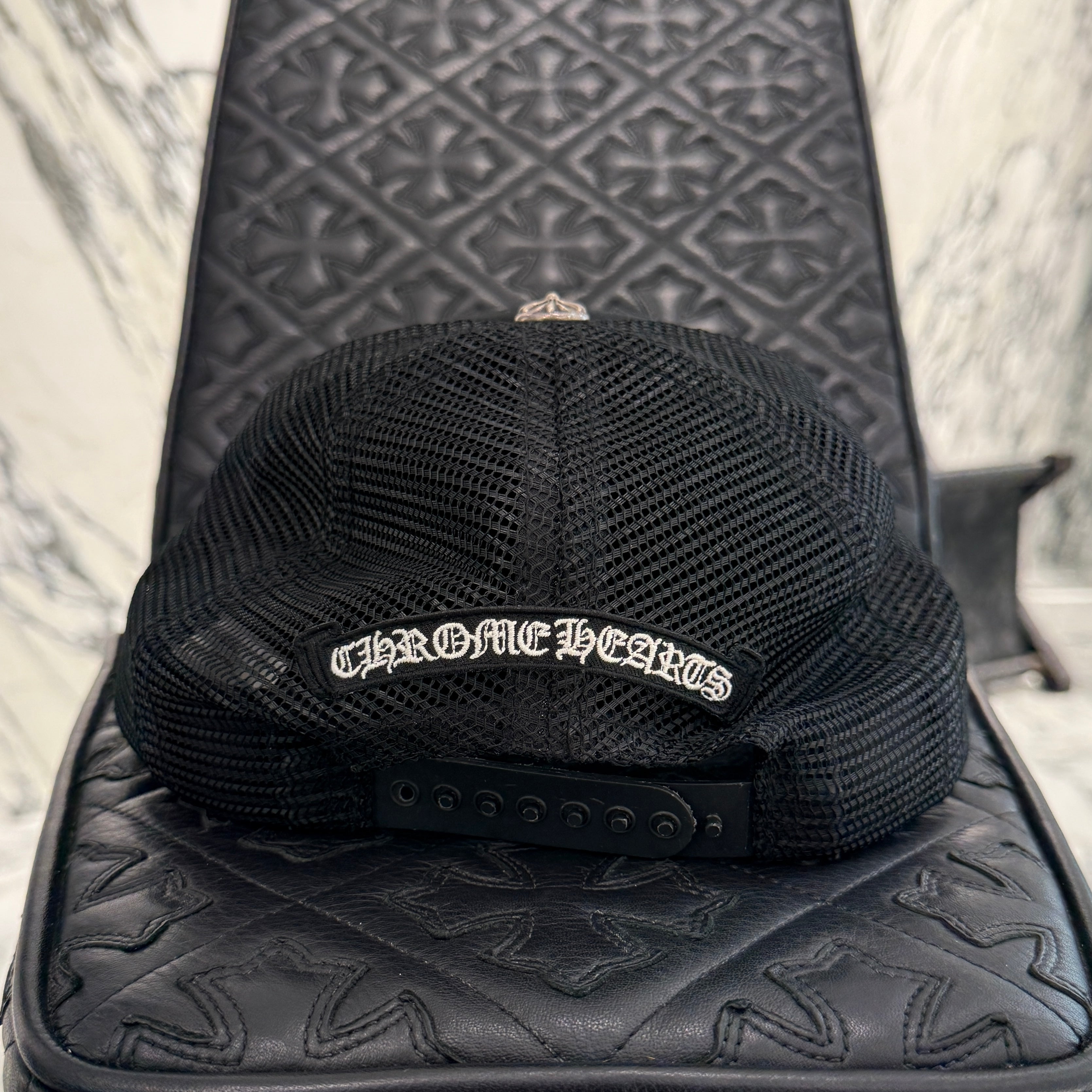 CHROME HEARTS Multi Color Cemetery Cross Print Trucker Cap ONE