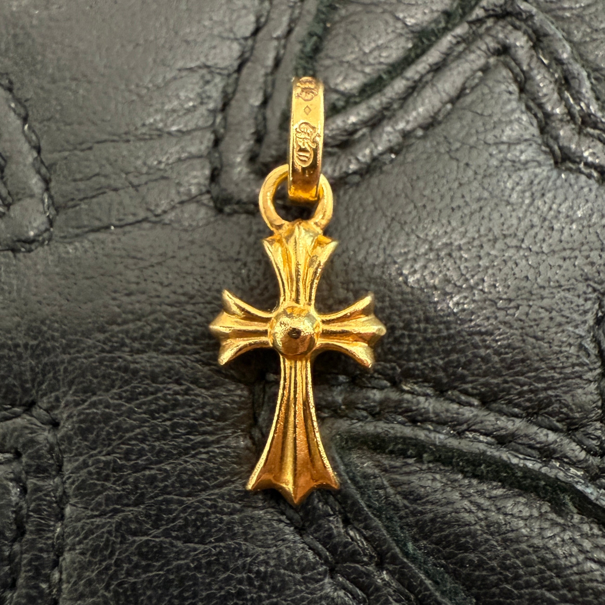 CHROME HEARTS 22K Baby Fat Cross Pave Diamond Pendant Top クロムハーツ 22K ベビーファット クロス パヴェダイヤモンド ペンダントトップ