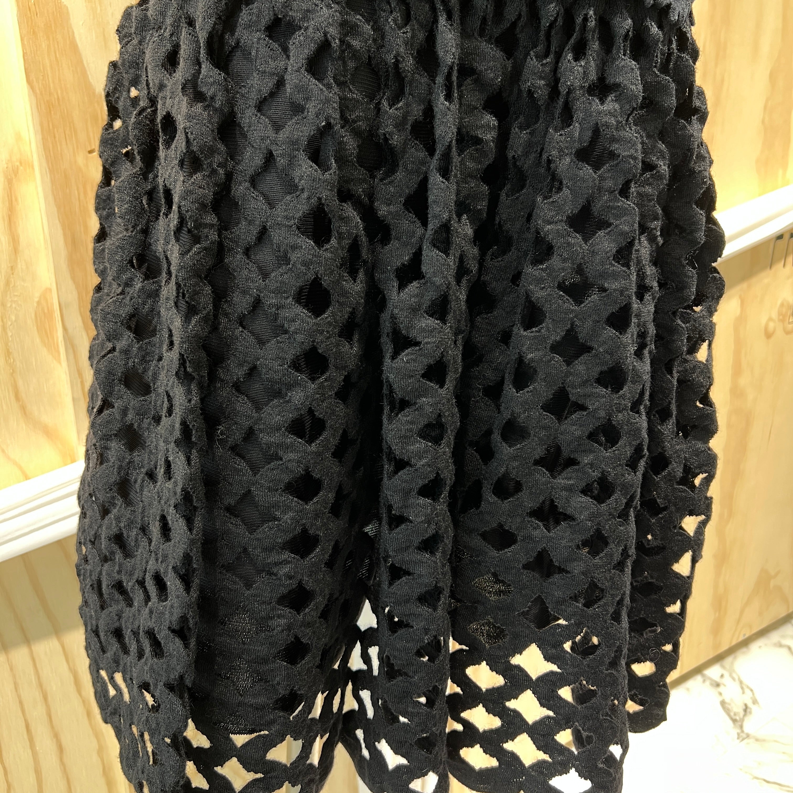 CHANEL Flower Applique Mesh Flare Dress P57019K07453 Size 42 シャネル フラワーアップリケ装飾 メッシュ フレアワンピース サイズ42