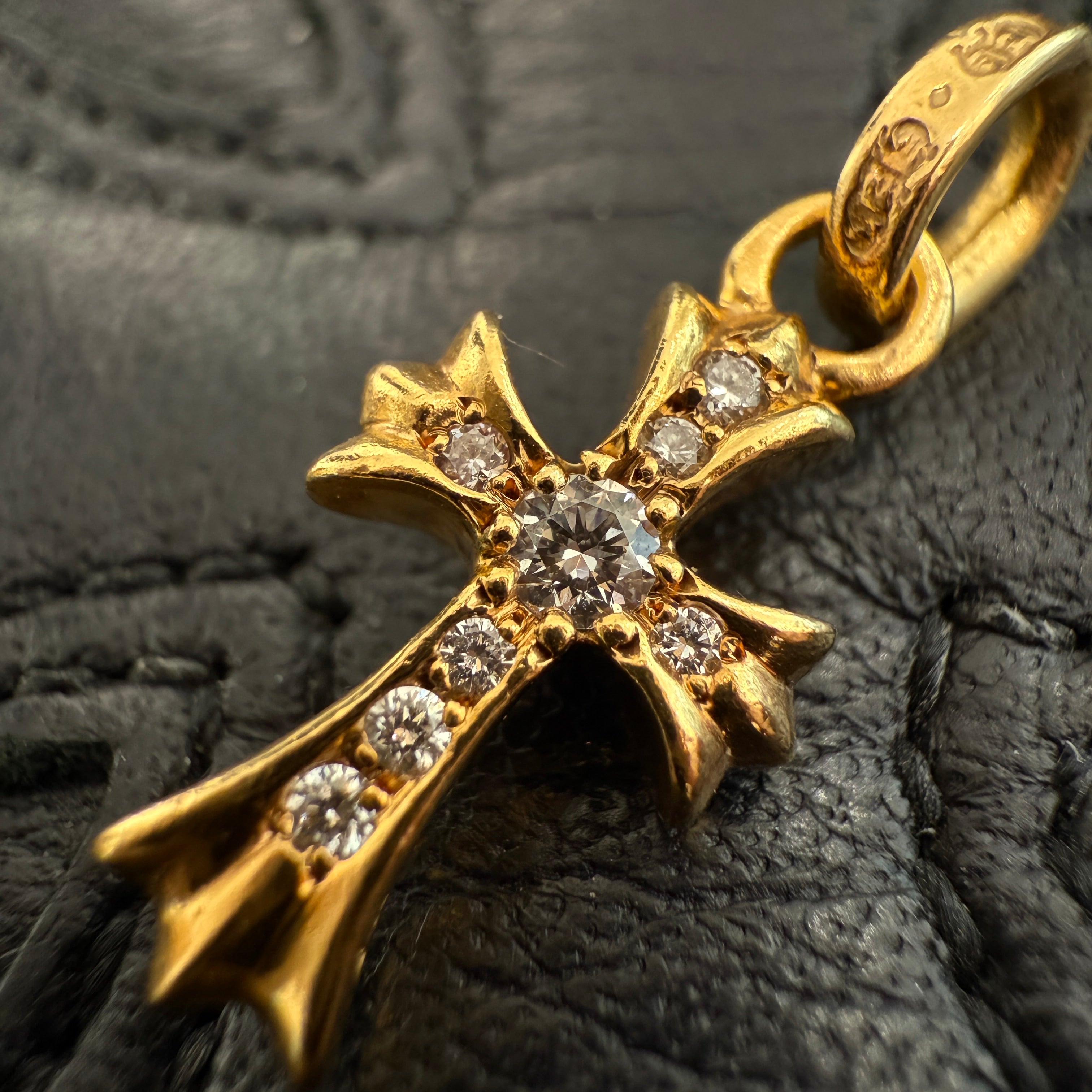 CHROME HEARTS 22K Baby Fat Cross Pave Diamond Pendant Top クロムハーツ 22K ベビーファット クロス パヴェダイヤモンド ペンダントトップ