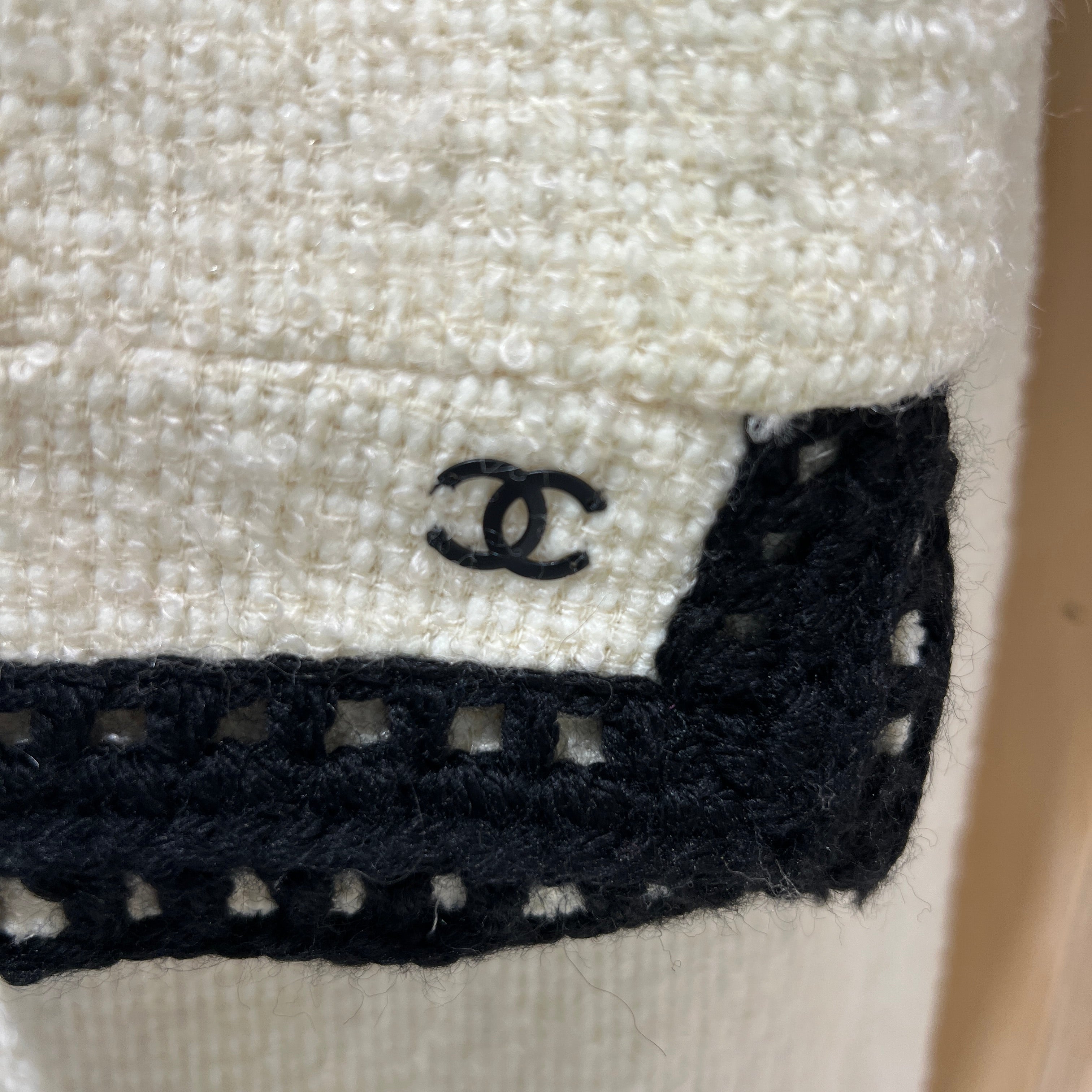 CHANEL Vintage Tweed Collarless Long Coat P16295V08789 Size 40 シャネル ヴィンテージ ツイード ノーカラー ロングコート サイズ40