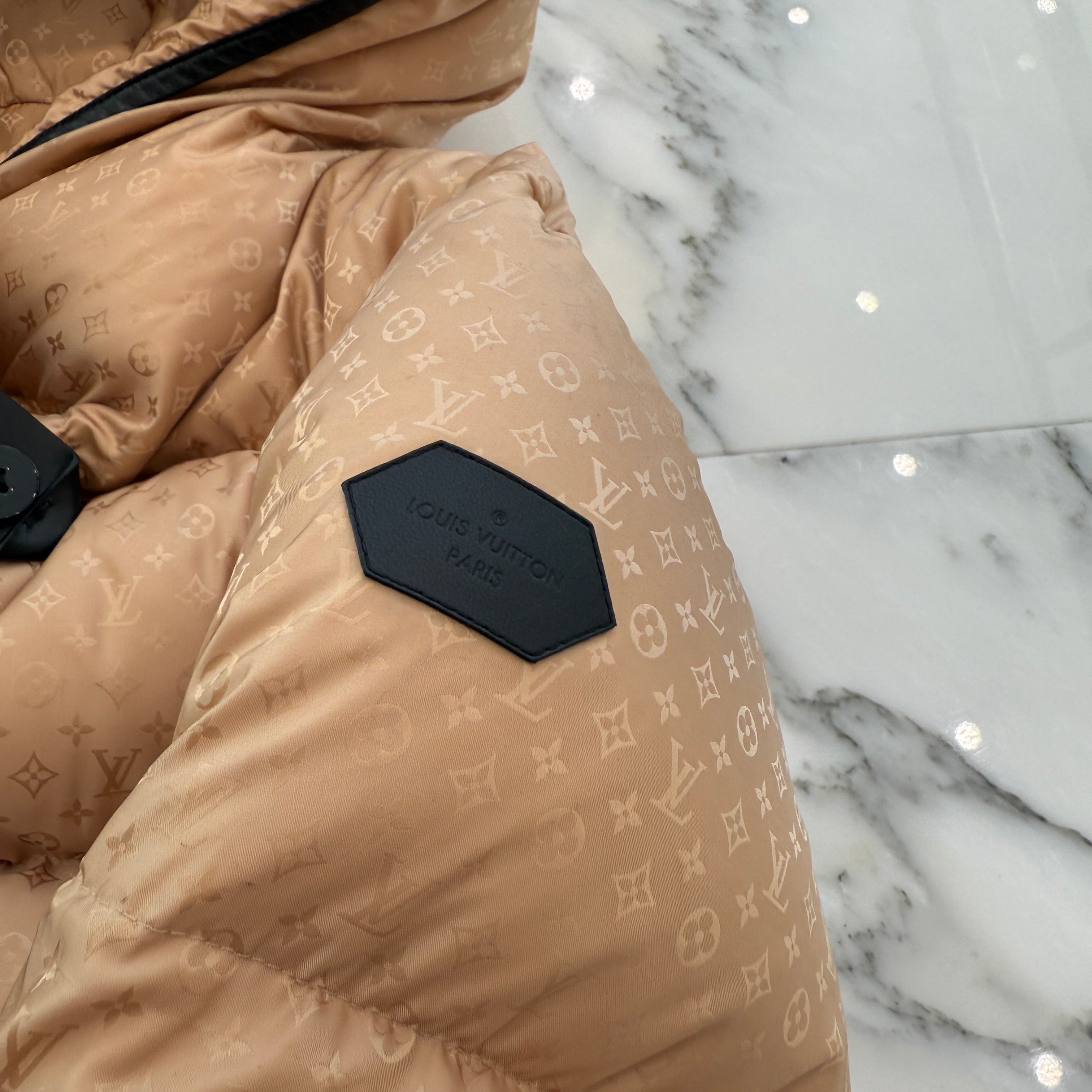 LOUIS VUITTON 2020AW Monogram Down Jacket Size 38 ルイヴィトン モノグラム ダウンジャケット サイズ38
