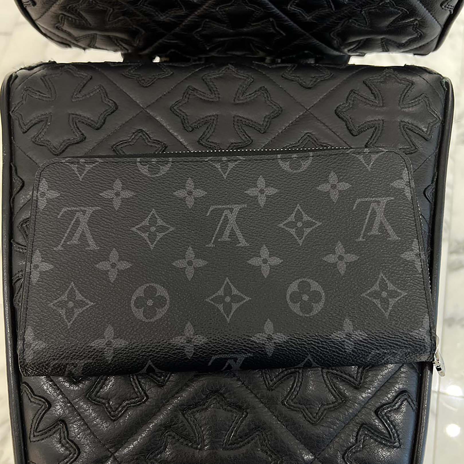LOUIS VUITTON Monogram Eclipse Zippy Organizer NM M82081 ルイ