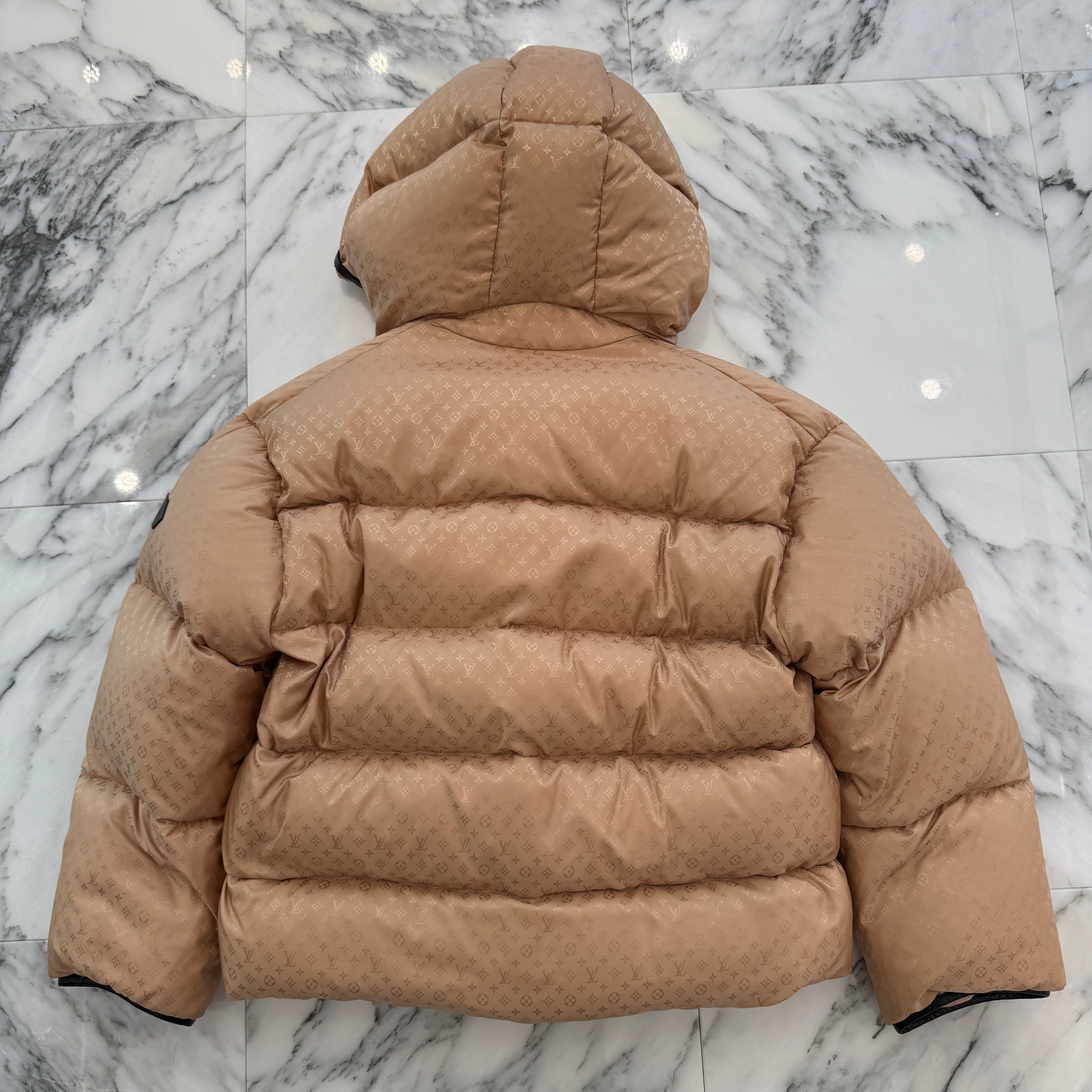 LOUIS VUITTON 2020AW Monogram Down Jacket Size 38 ルイヴィトン