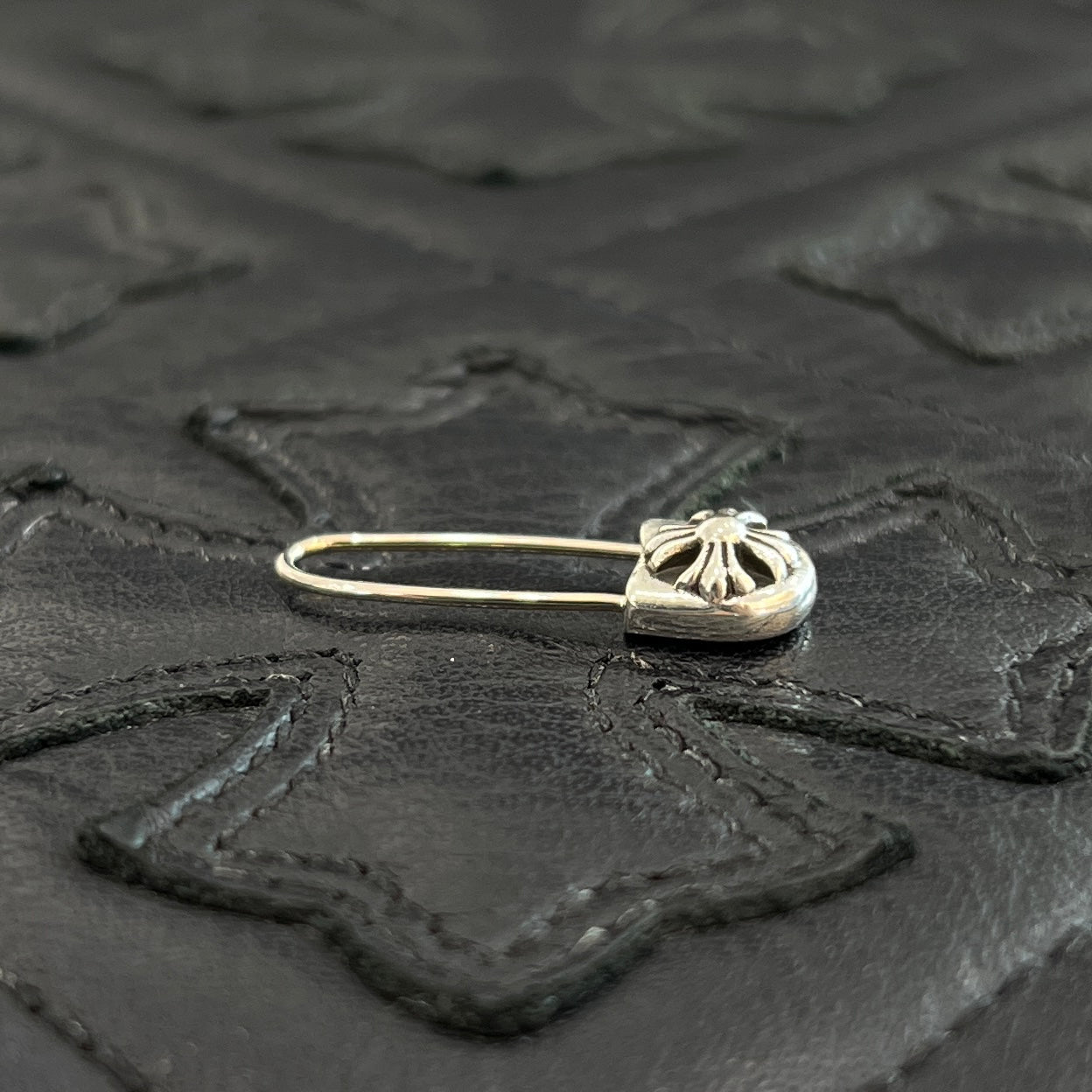 CHROME HEARTS Safety Pin Charm クロムハーツ セーフティーピン チャーム シルバー925