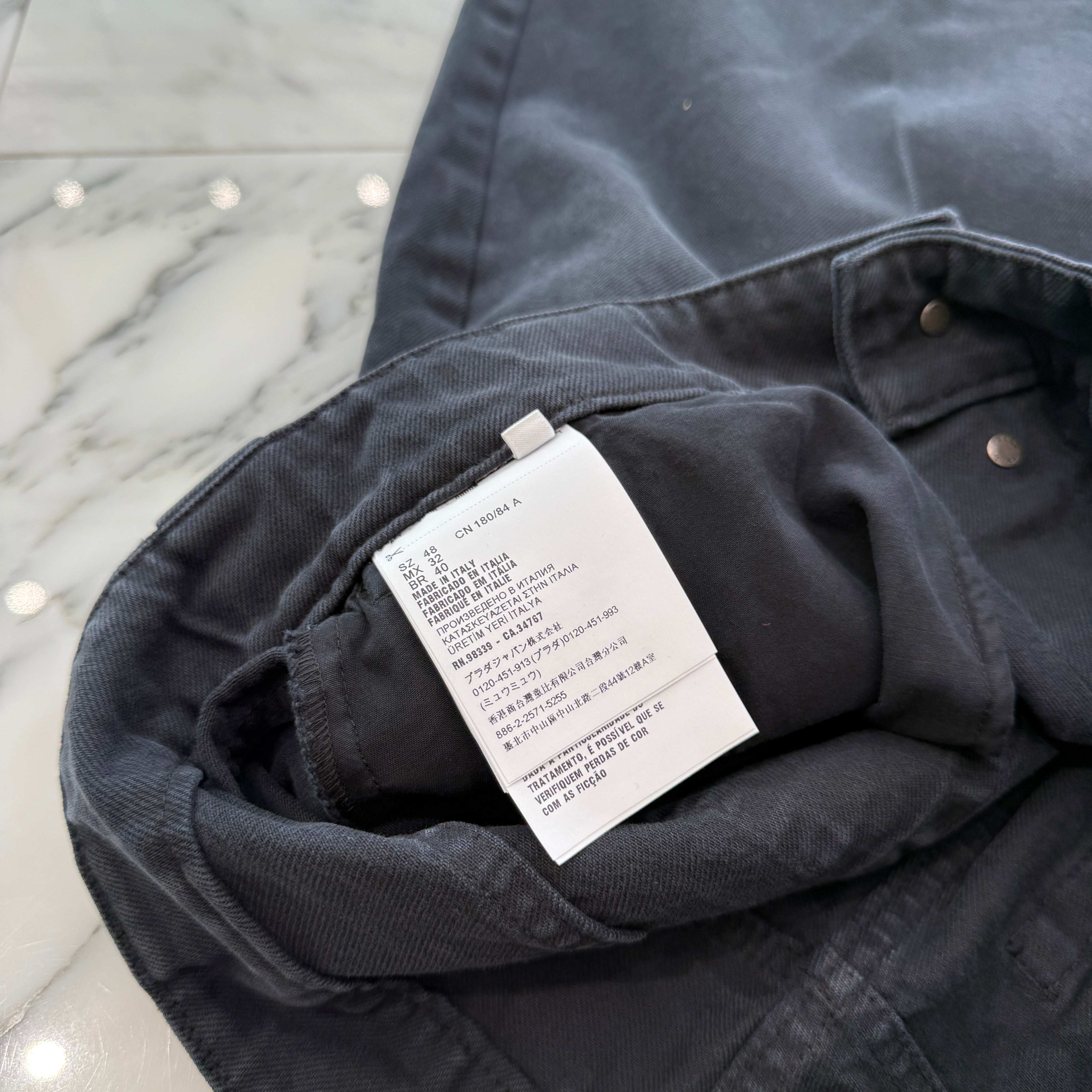 PRADA 2022SS Logo Distressed Washed Denim Shorts GEP339 S212 11E8 Size 48 プラダ ロゴ ダメージウォッシュ加工 デニムショーツ サイズ48