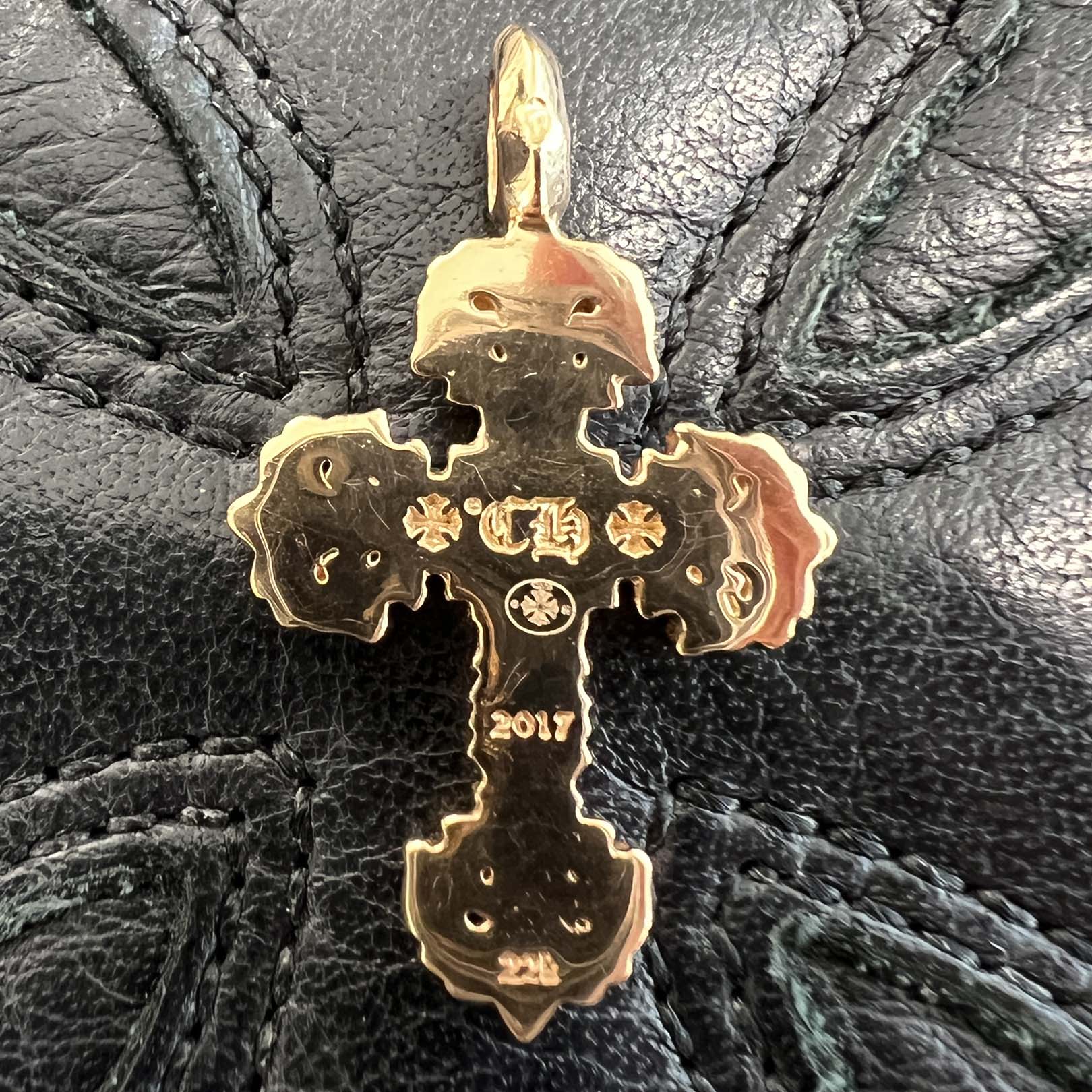 CHROME HEARTS 22K Tiny Filigree Cross 1 Diamond Pendent Top クロムハーツ 22K タイニー フィリグリークロス 1ダイヤモンド ペンダント トップ
